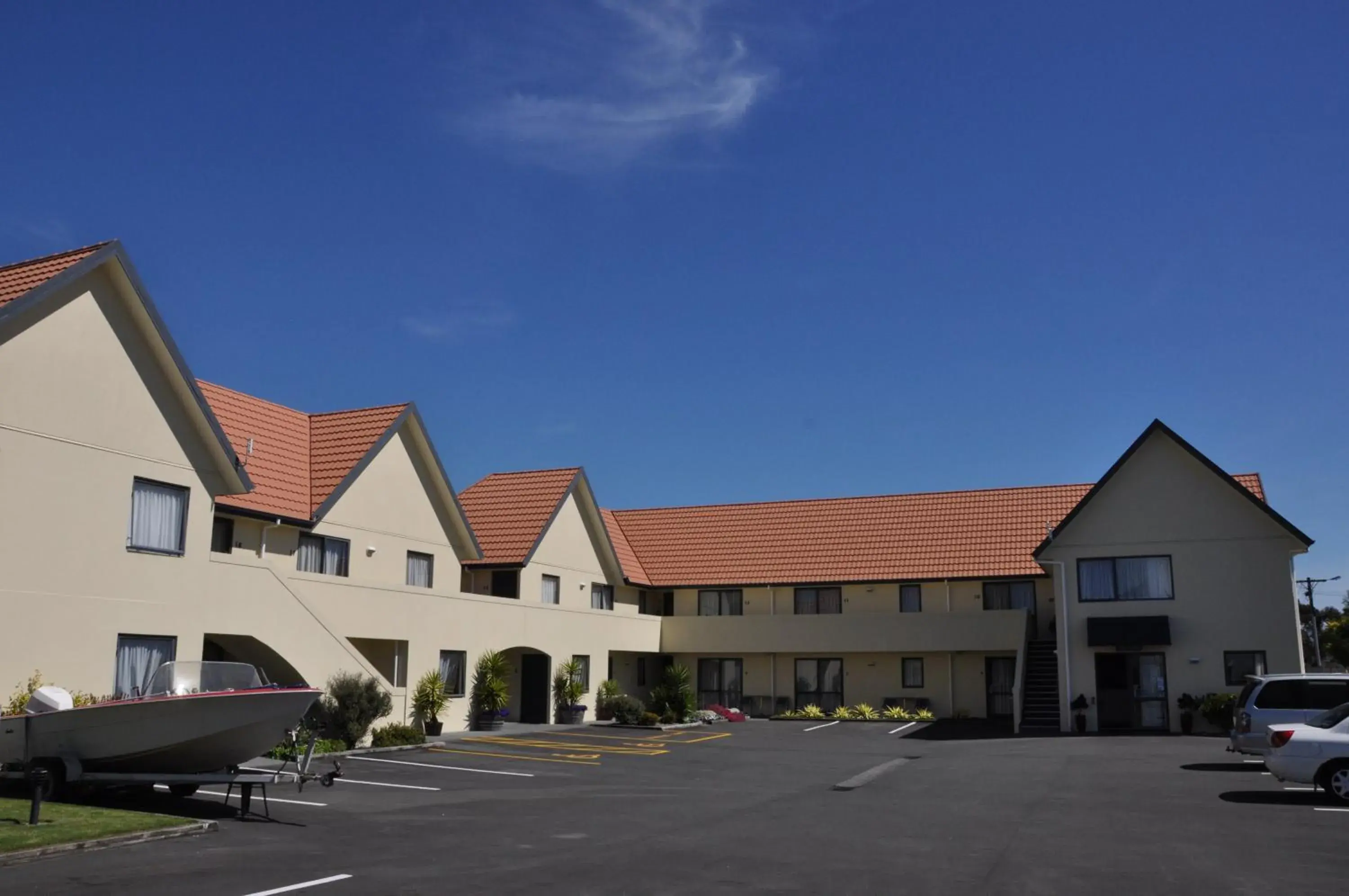 Facade/entrance, Property Building in Bella Vista Motel Hamilton