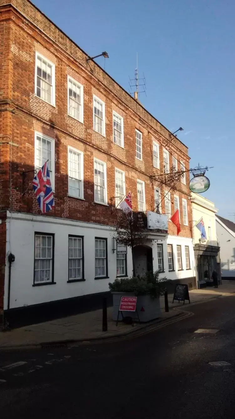 Property Building in Swan Hotel