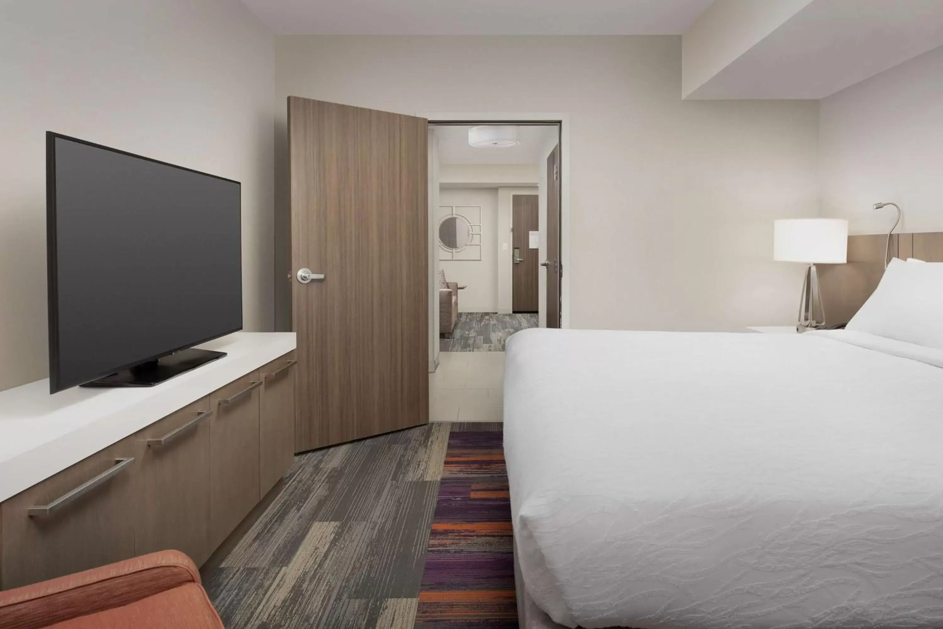 Bedroom, Bed in Hilton Garden Inn Columbia Airport, SC