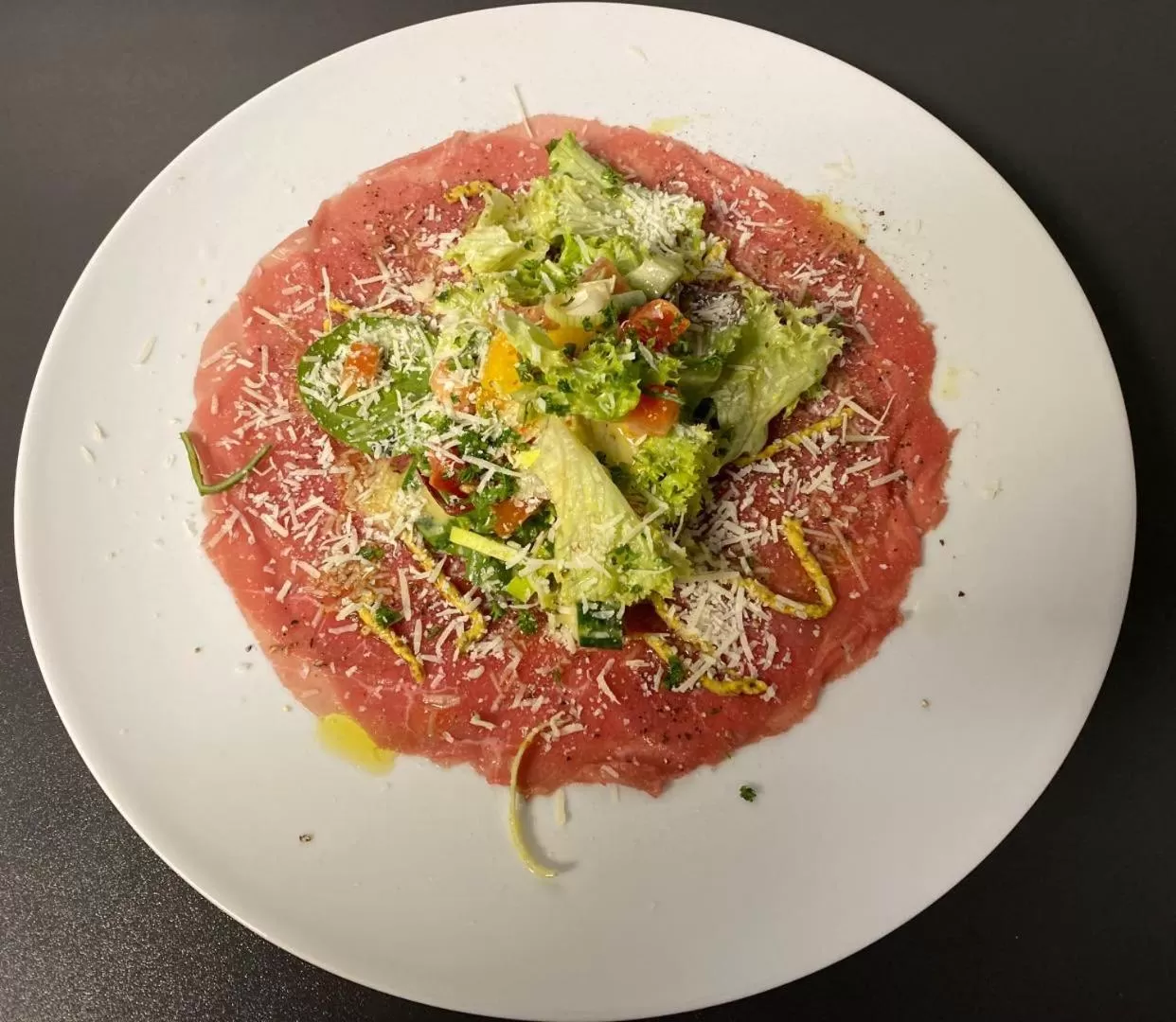 Restaurant/places to eat in Villa Huxori