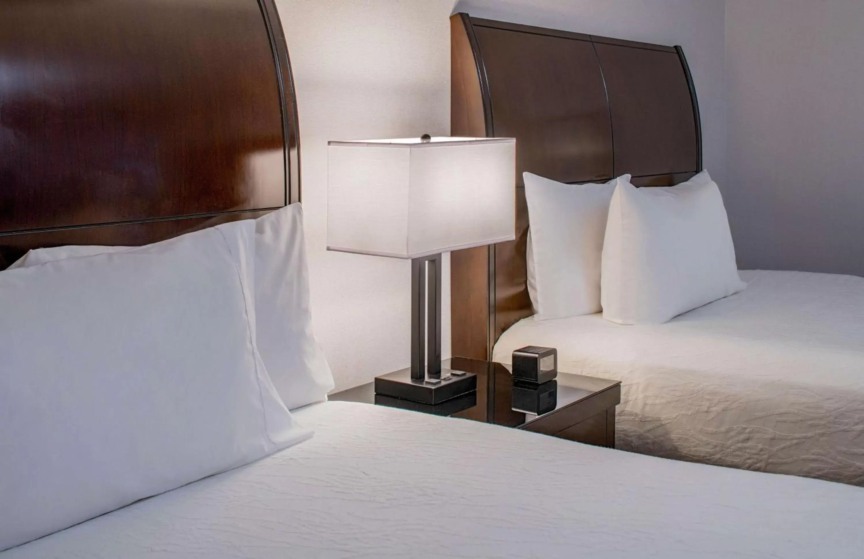 Bed in Hilton Garden Inn Jackson Downtown Bed in Hilton Garden Inn Jackson Downtown