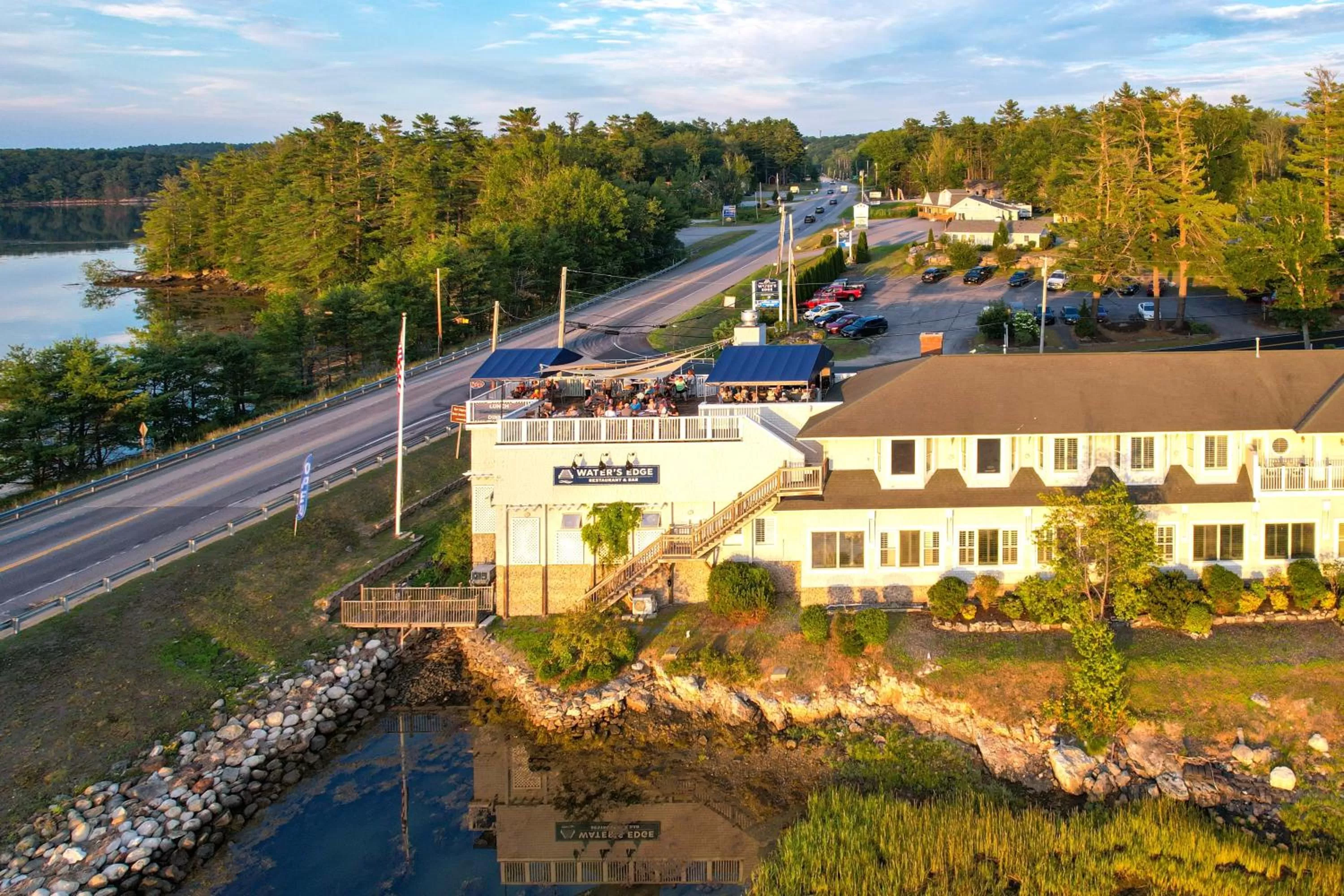 Restaurant/places to eat, Bird's-eye View in Sheepscot Harbour Village Resort