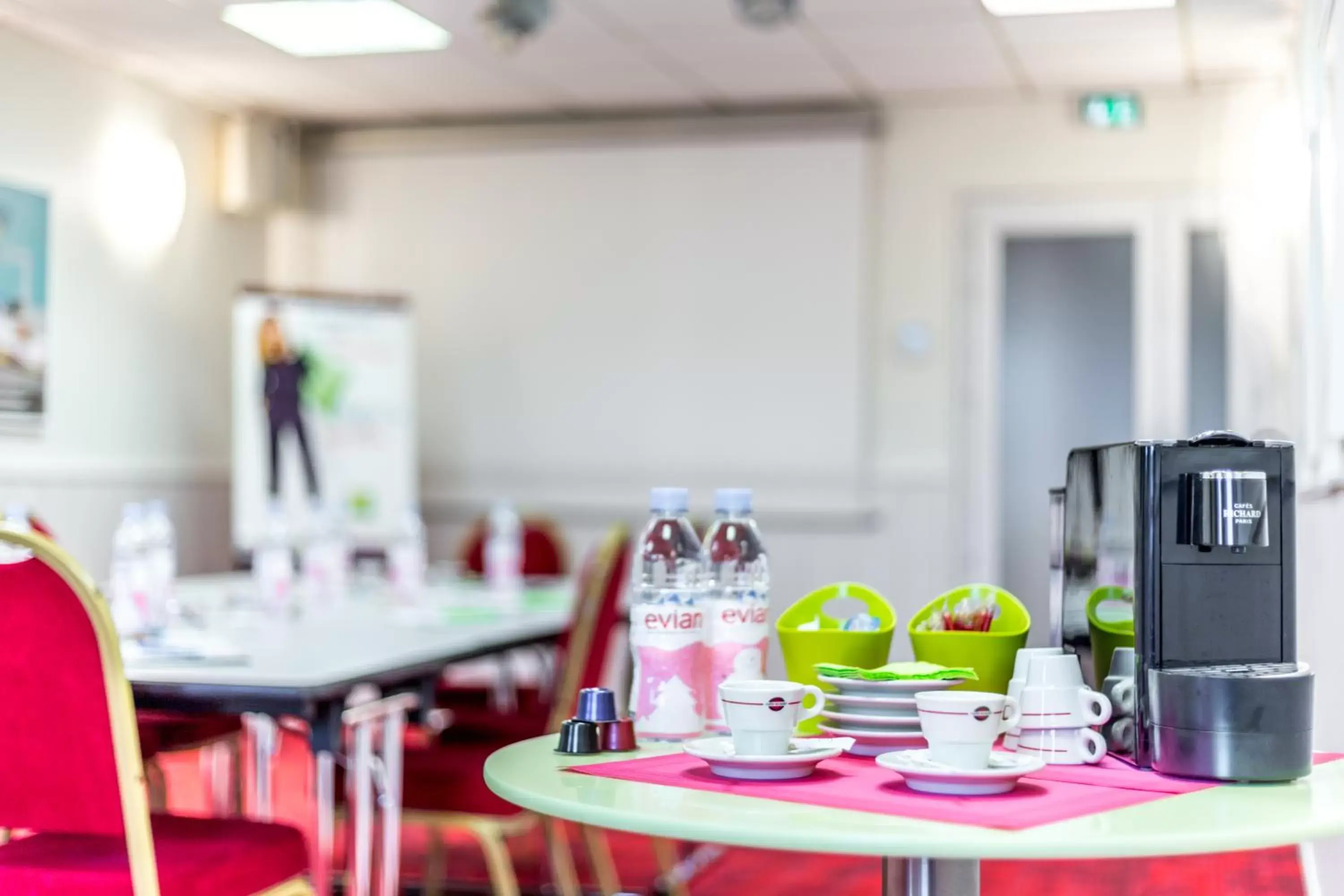 Banquet/Function facilities, Restaurant/Places to Eat in ibis Styles Bayonne