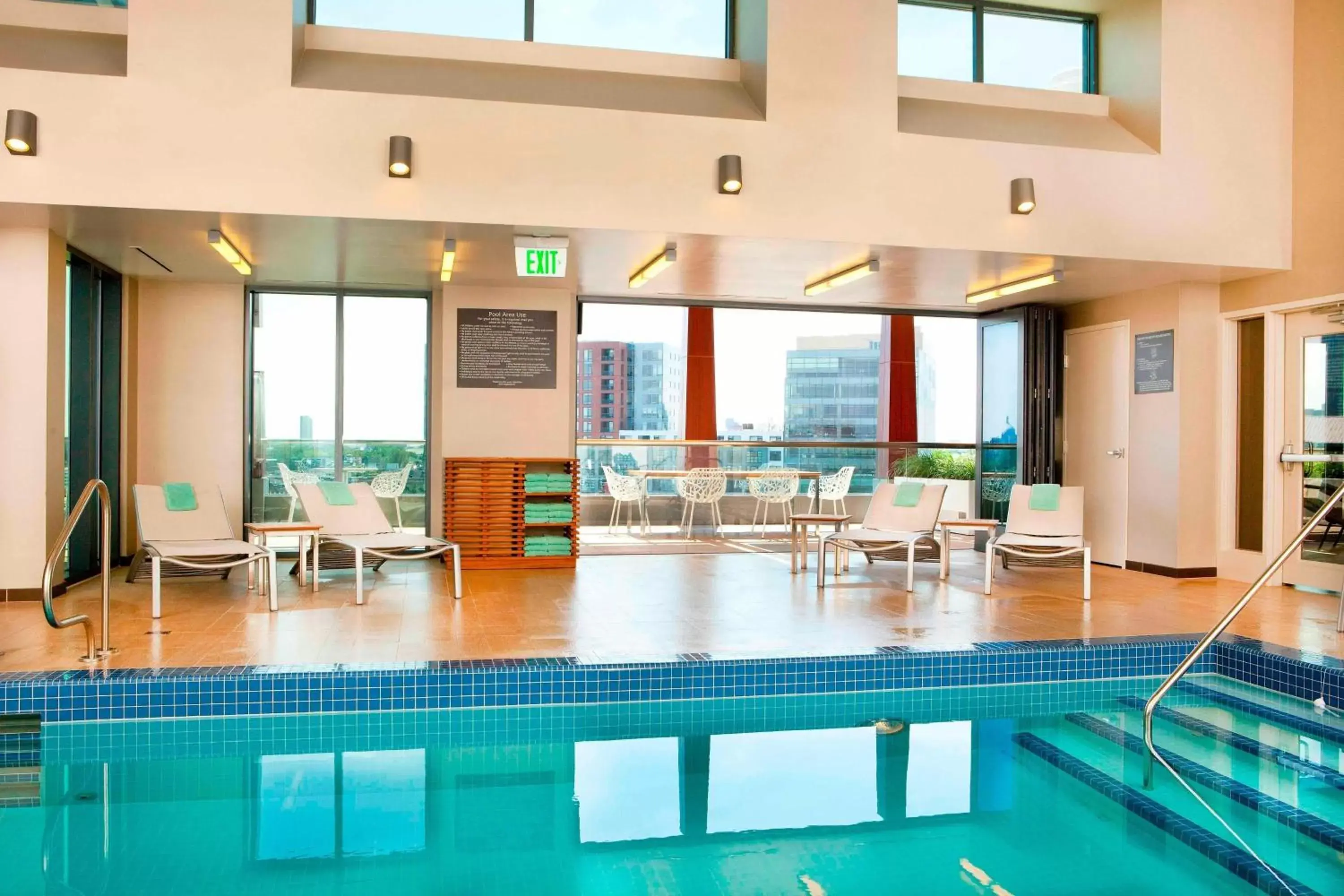 Swimming Pool in Residence Inn by Marriott Boston Back Bay/Fenway