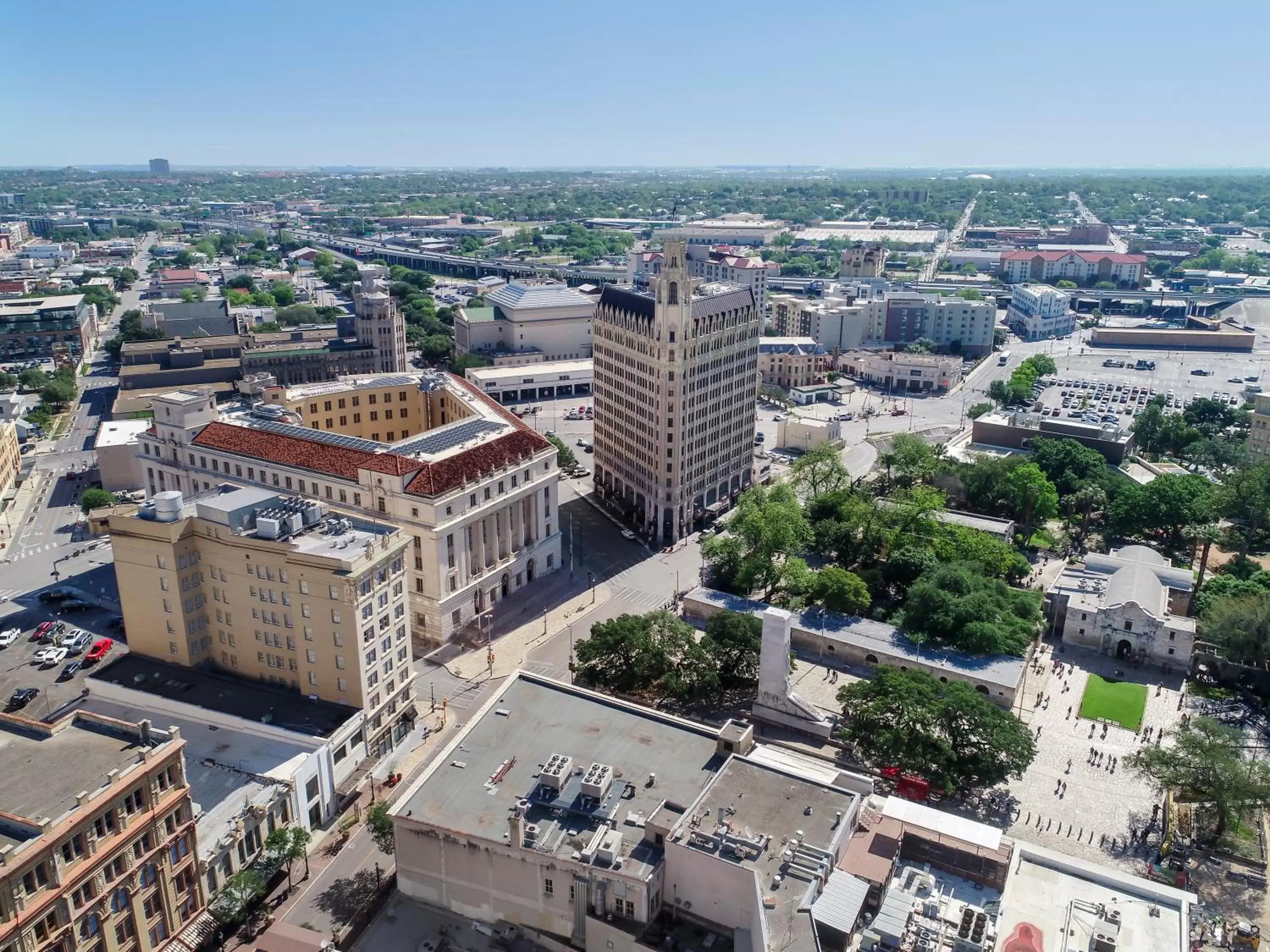 Landmark view, Bird's-eye View in Hotel Gibbs Downtown Riverwalk