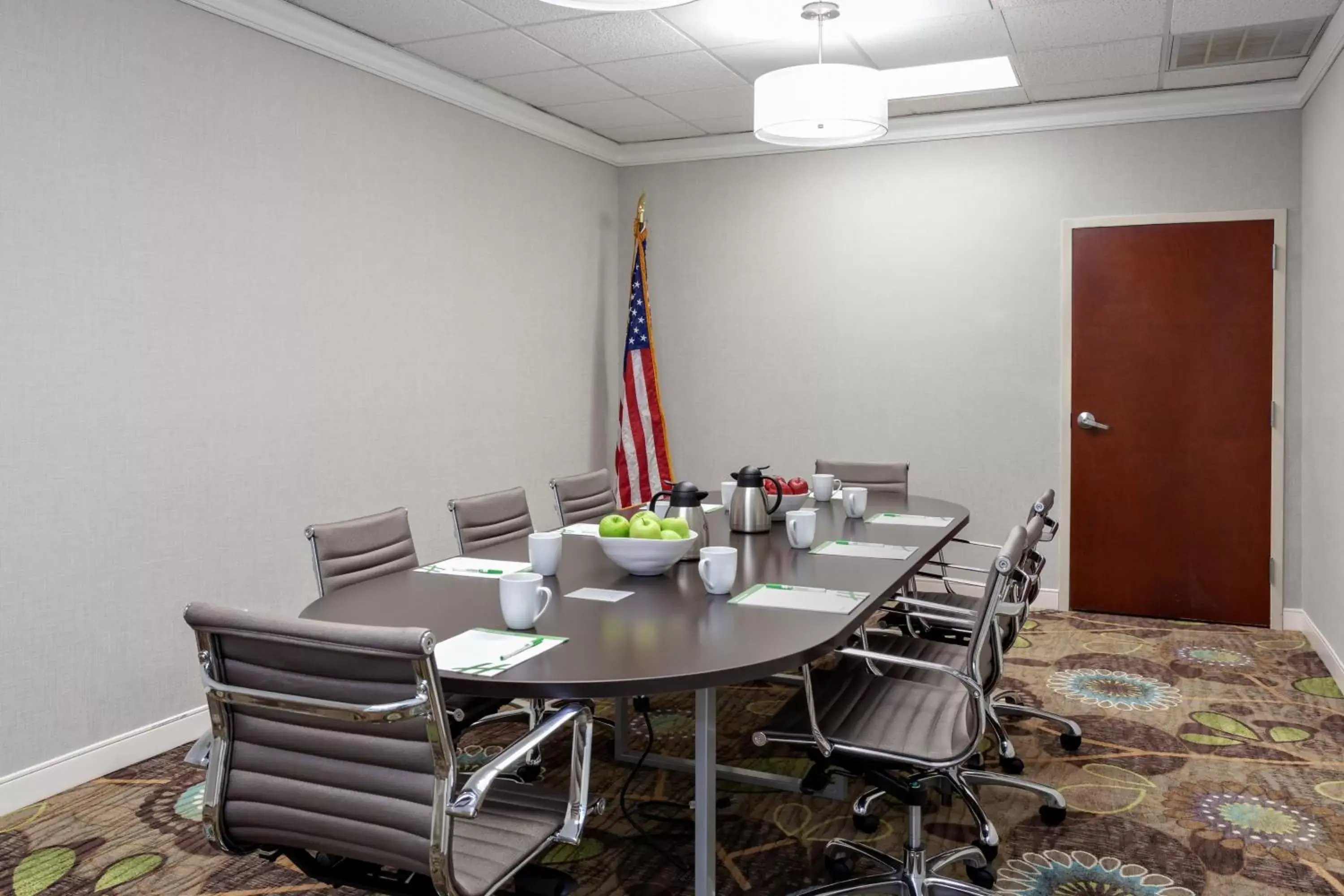 Meeting/conference room in Holiday Inn - St Augustine - World Golf, an IHG Hotel