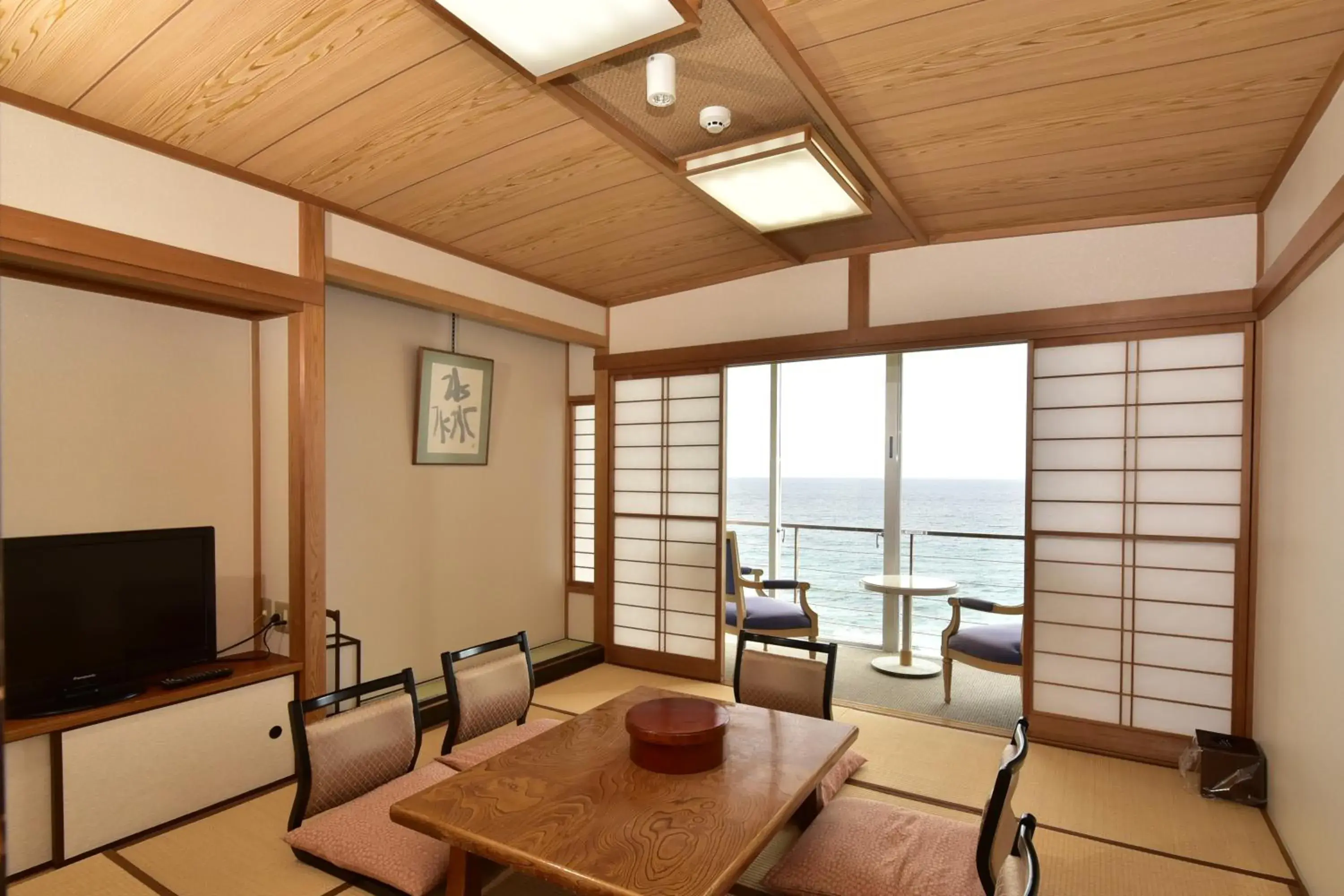 View (from property/room), Seating Area in Shimoda Prince Hotel