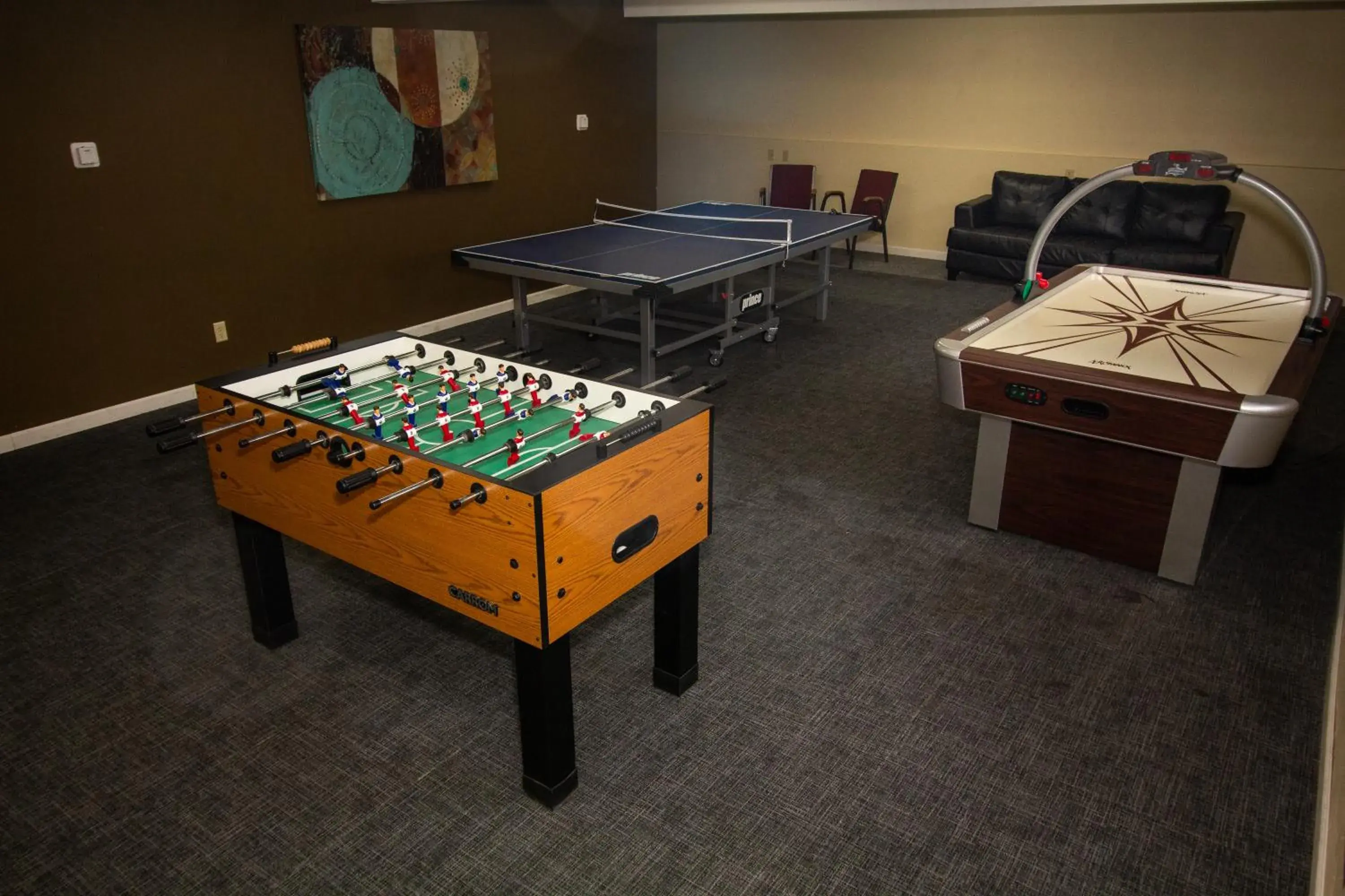 Game Room, Table Tennis in FairBridge Inn, Suites & Conference Center – Missoula