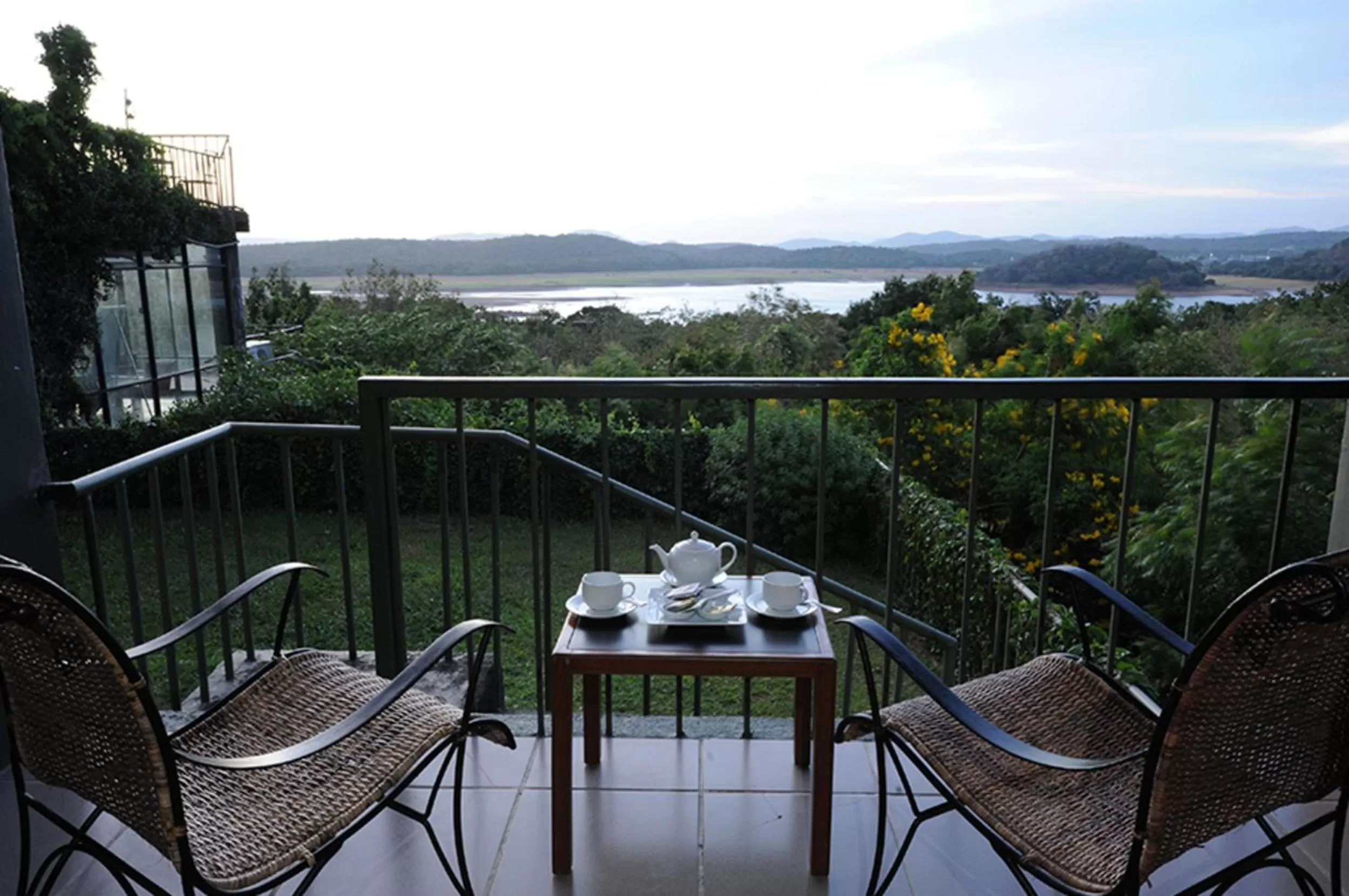 Sunrise in Giritale Hotel