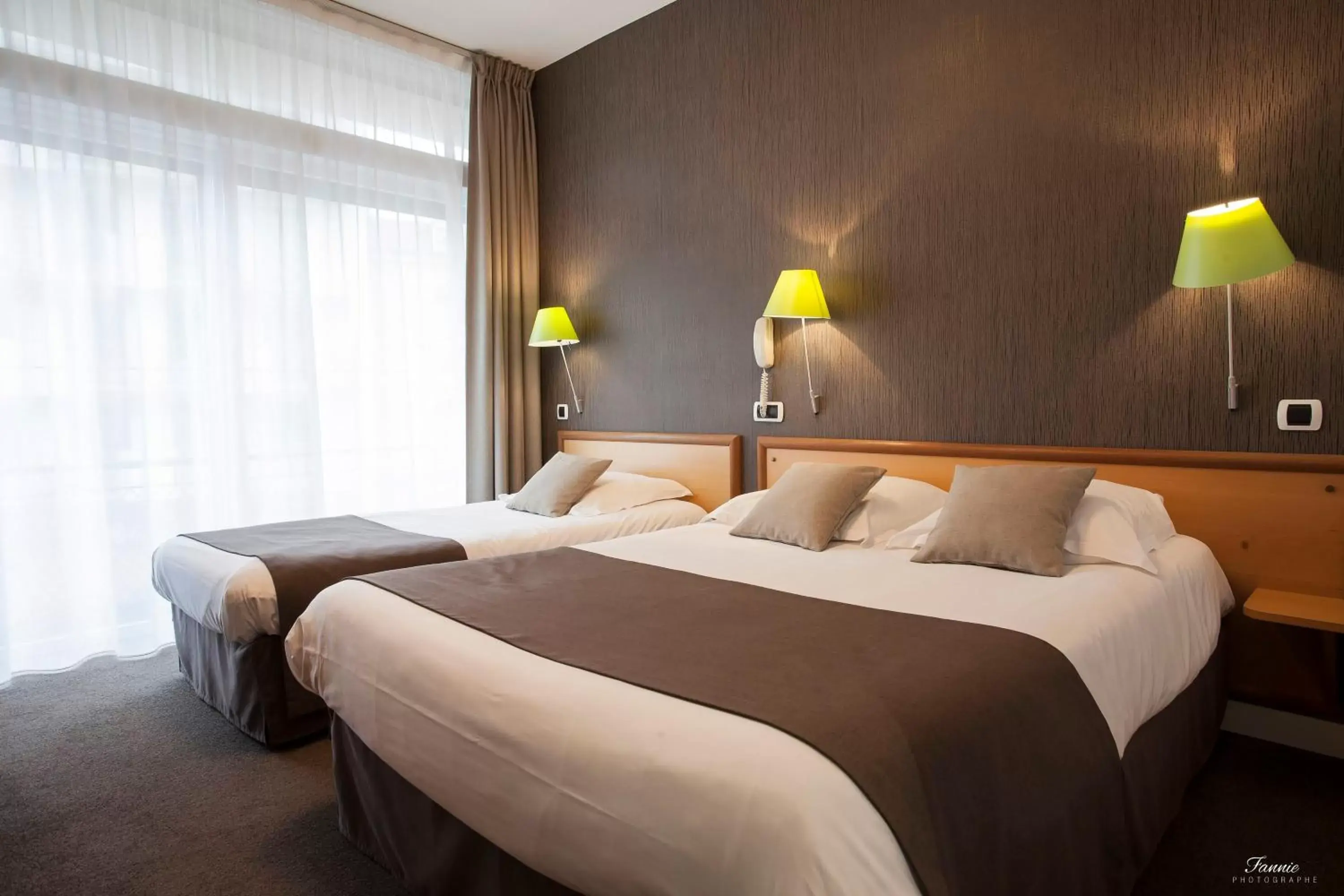 Bedroom, Bed in Hotel Des Lices