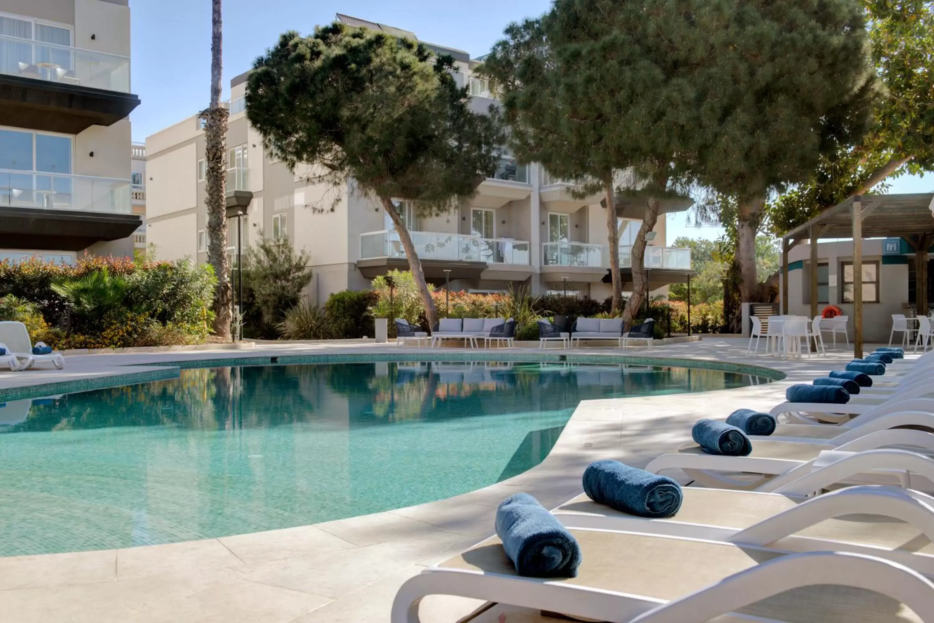 Swimming Pool in Urban Valley Resort & Spa