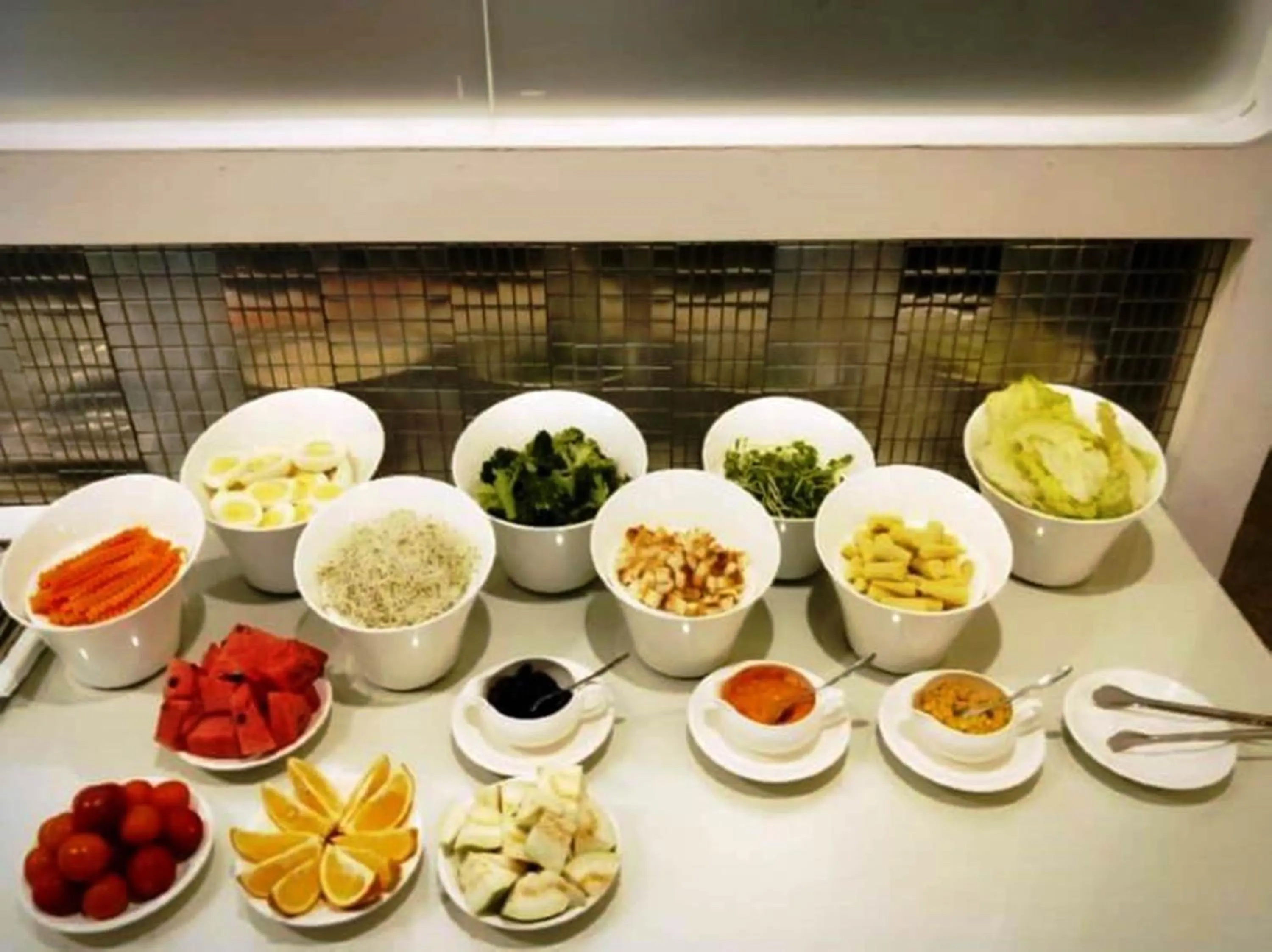 Buffet breakfast in OHYA Chain Boutique Motel-Linkou