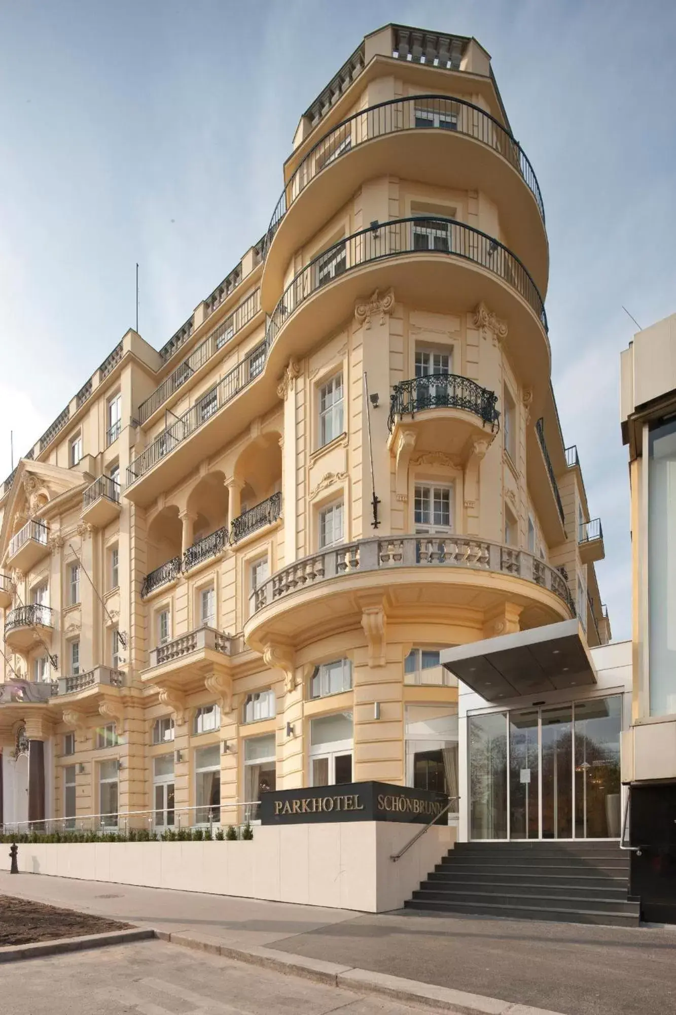 Property Building in Austria Trend Parkhotel Schönbrunn Wien