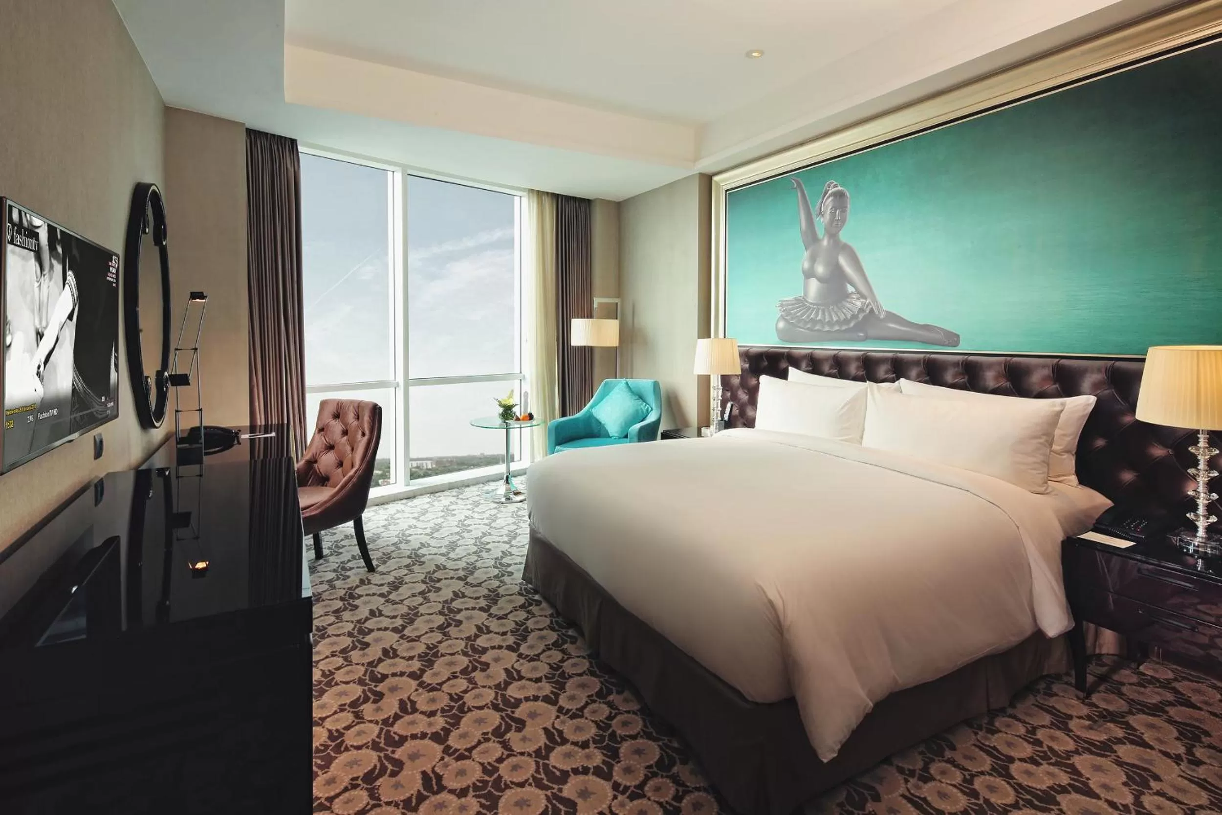 Bed in Hotel Ciputra World Surabaya managed by Swiss-Belhotel International