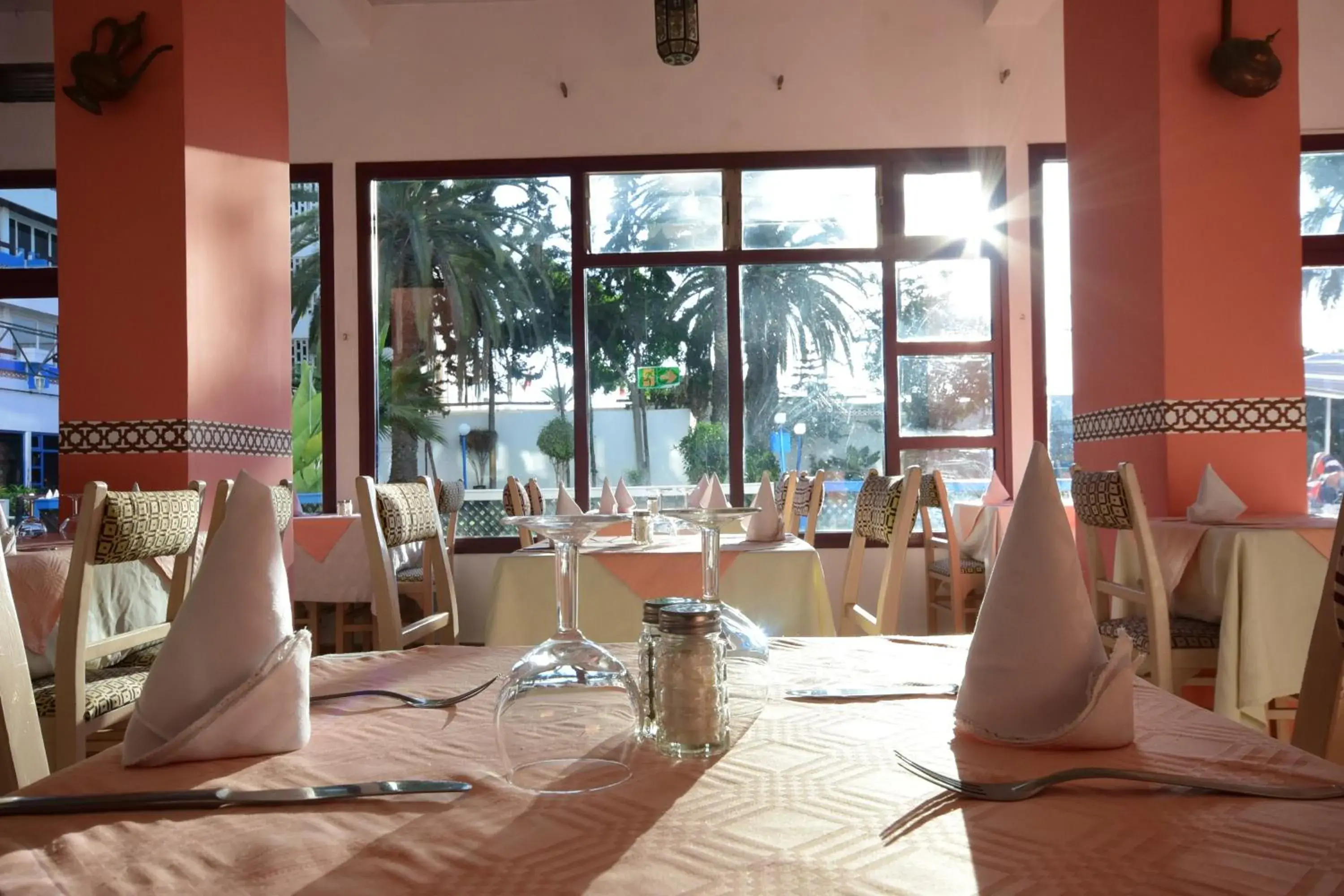 Restaurant/Places to Eat in Sud Bahia Agadir "Bahia City Hotel"