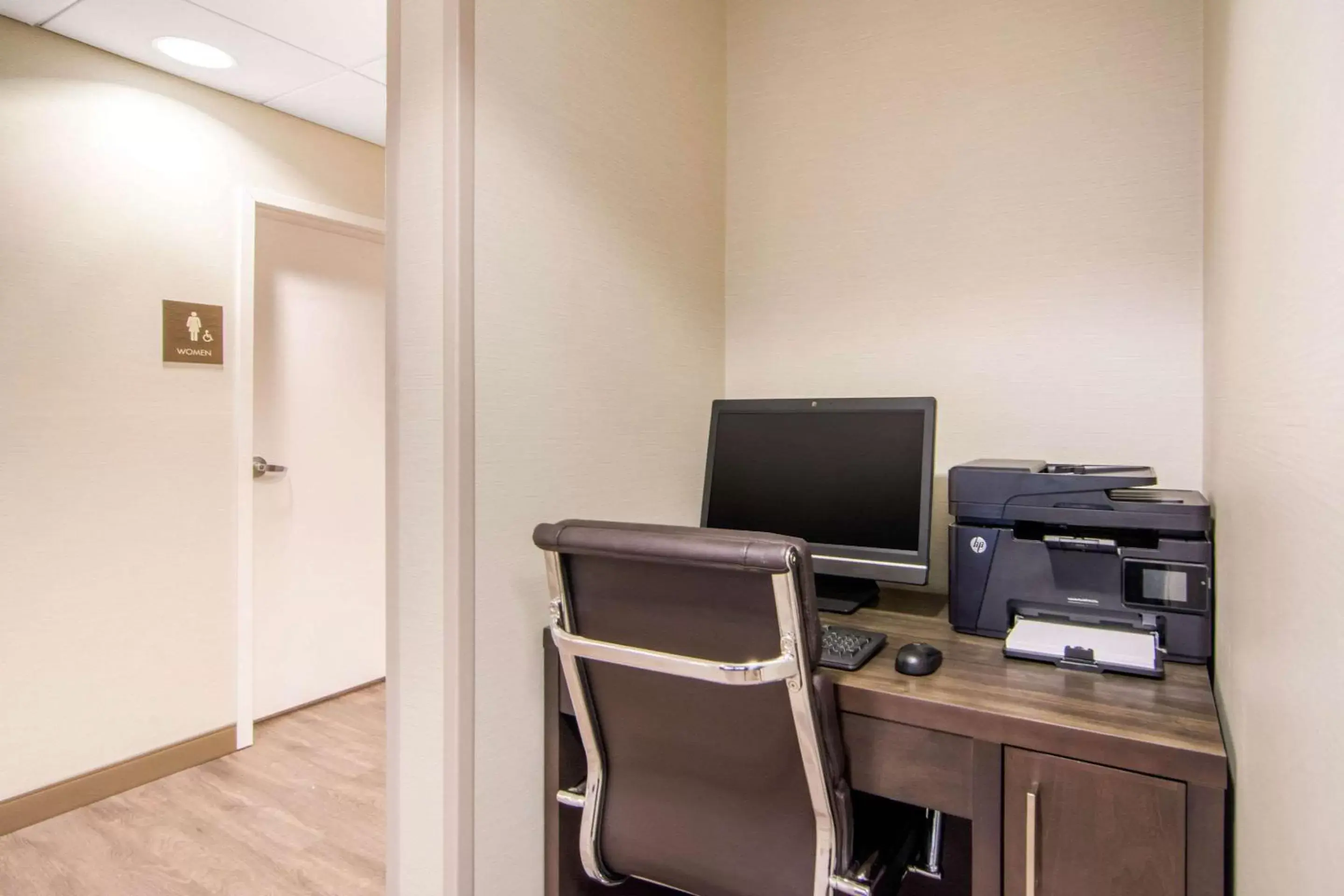 On site, TV/Entertainment Center in Comfort Inn & Suites Red Deer