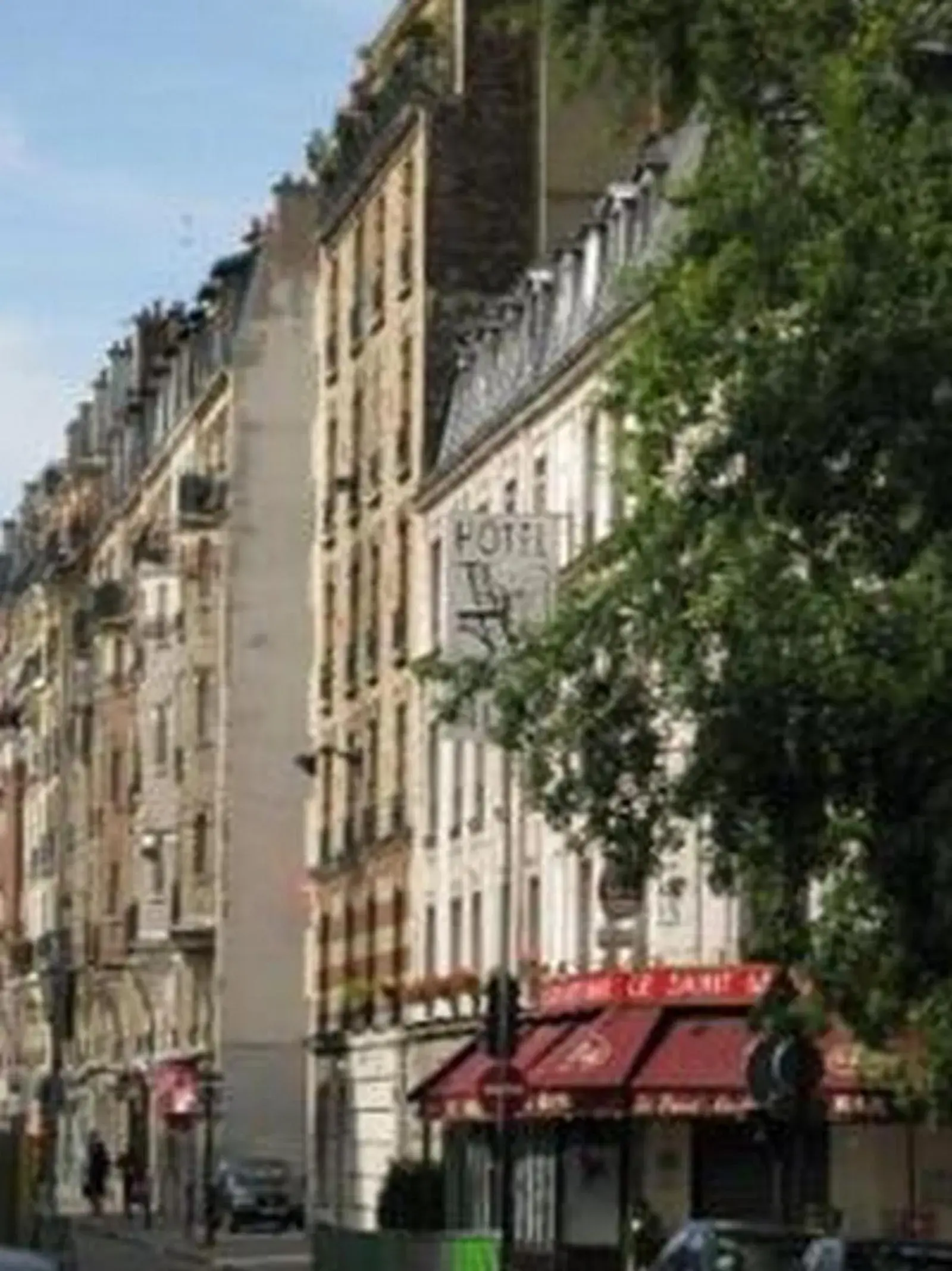 Facade/entrance, Property Building in Hôtel France Eiffel