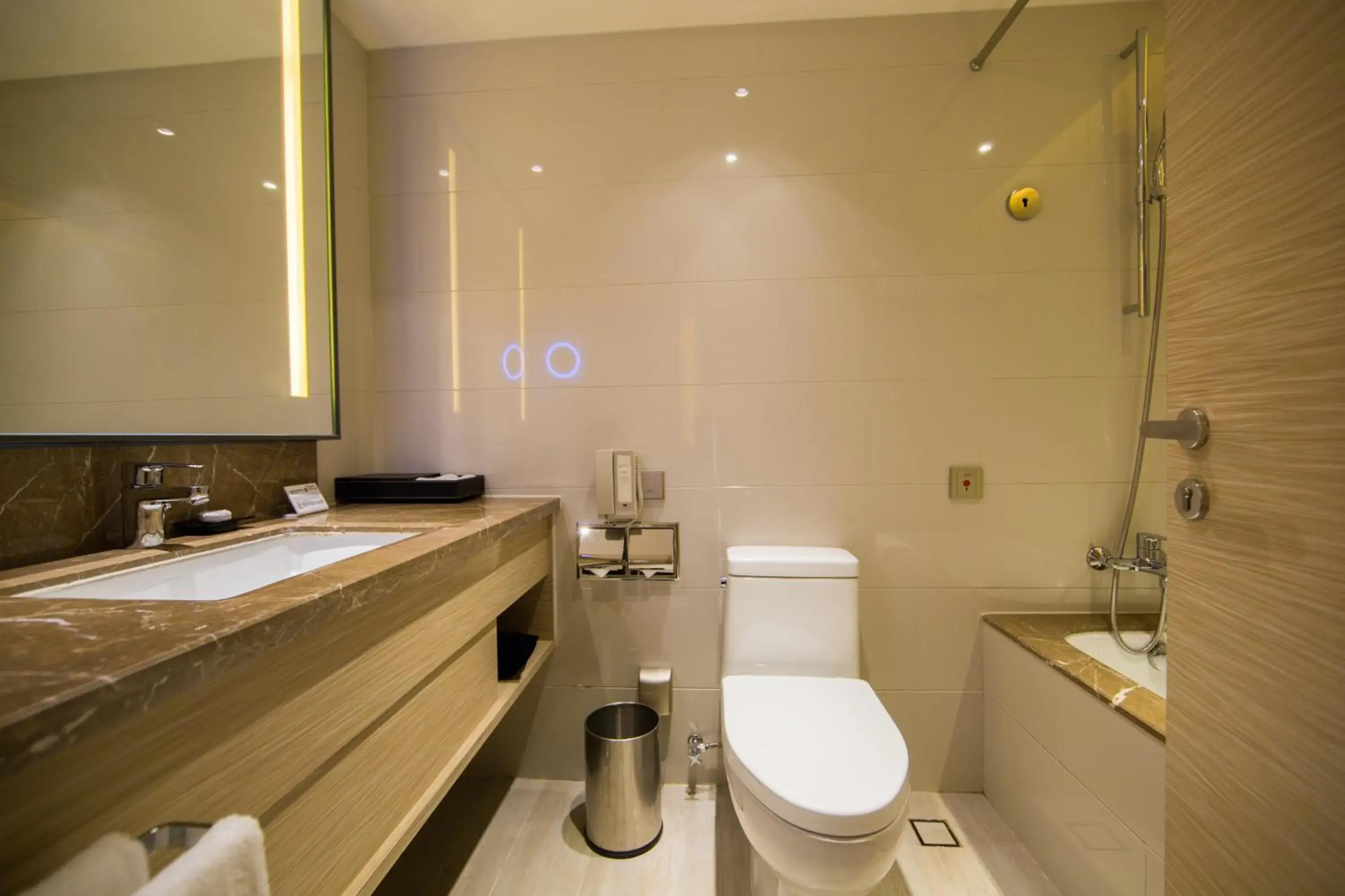 Bathroom in Hotel Equatorial Shanghai