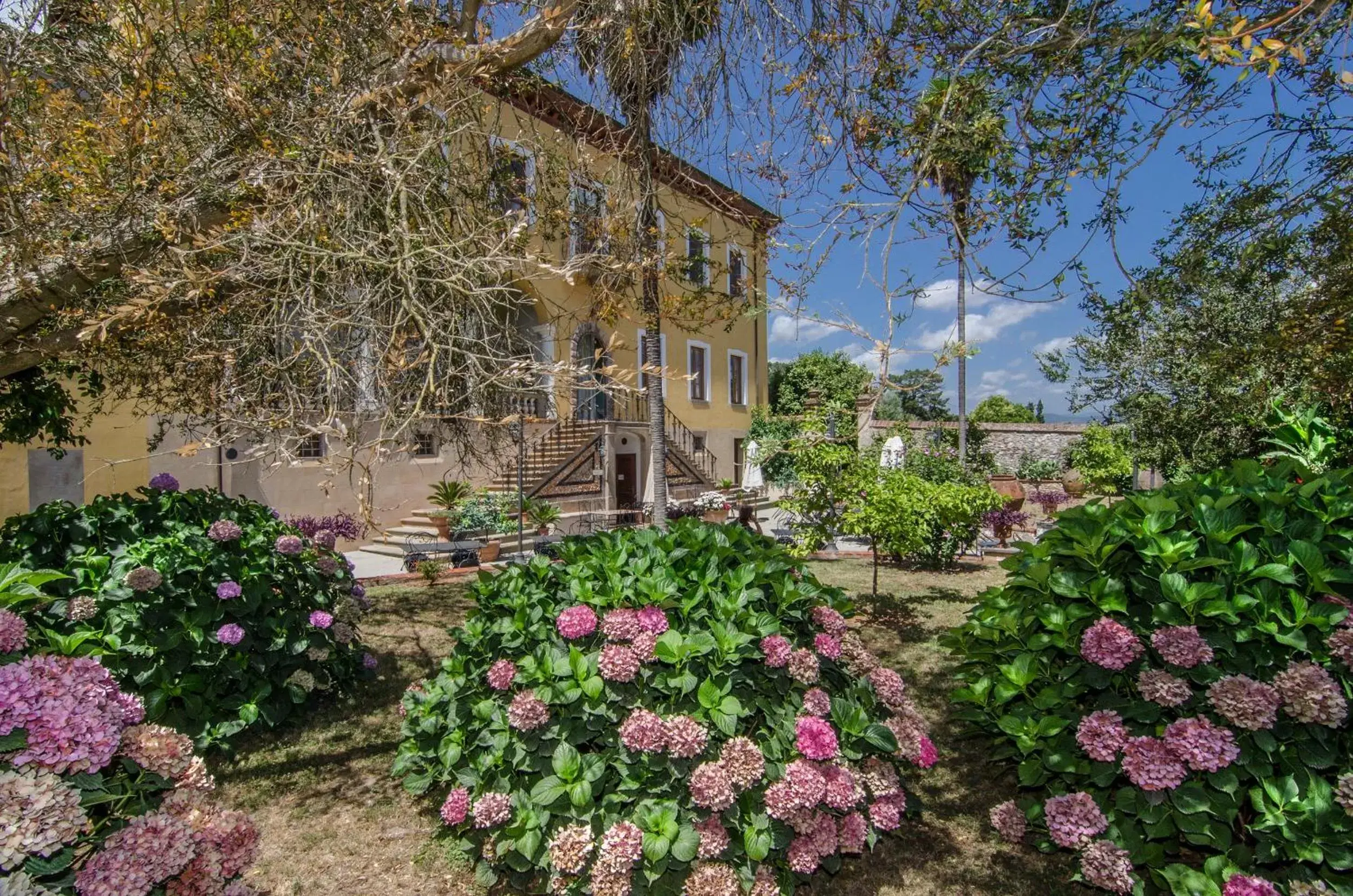 Facade/entrance, Property Building in Hotel Villa Cheli