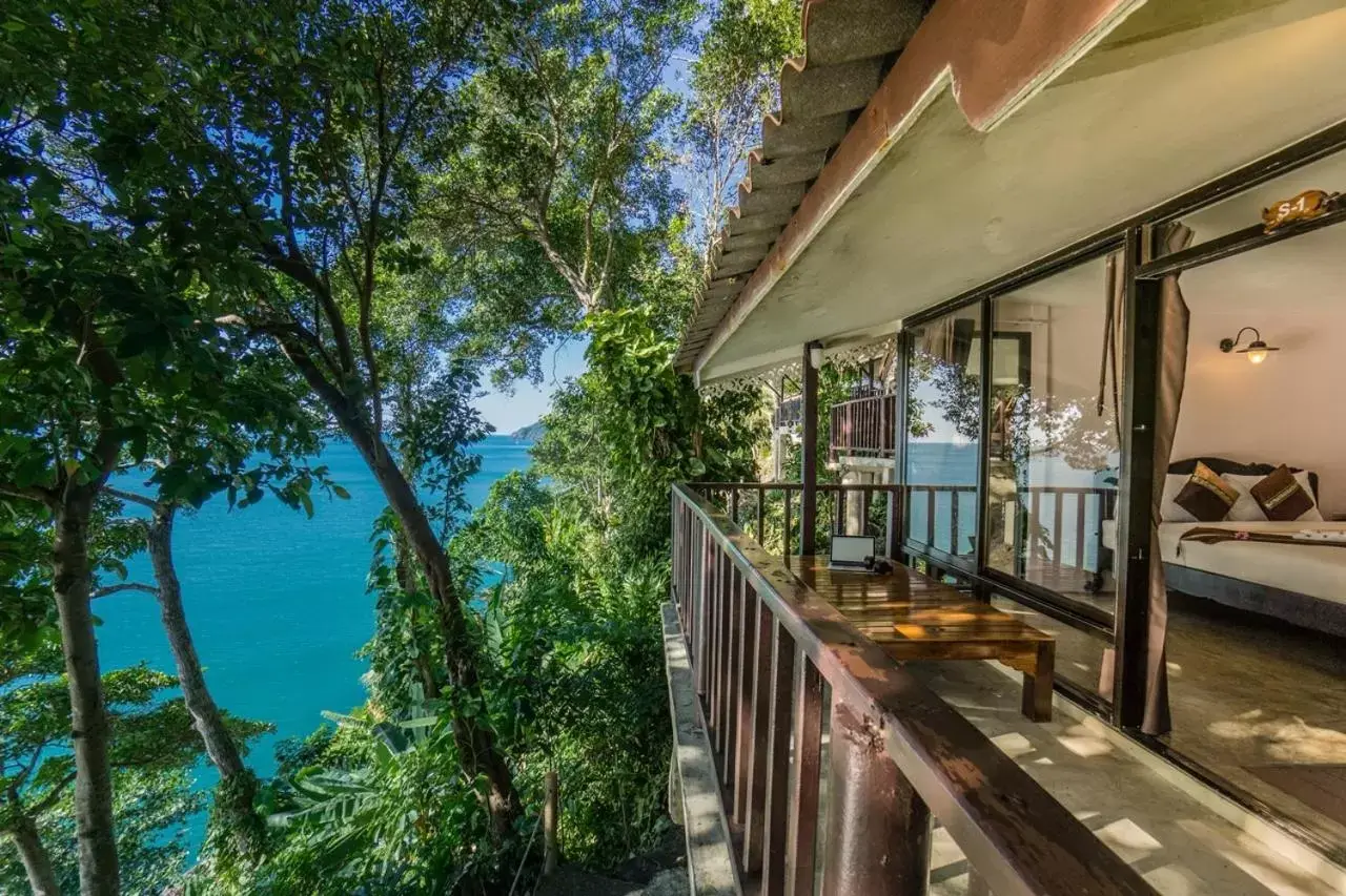 Balcony/Terrace in Chang Cliff Resort