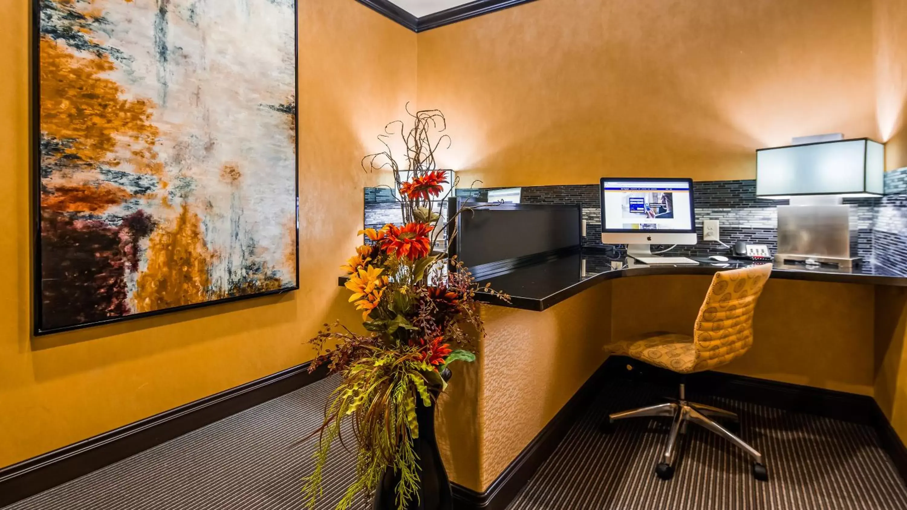 Business facilities in Best Western Plus Emerald Inn & Suites