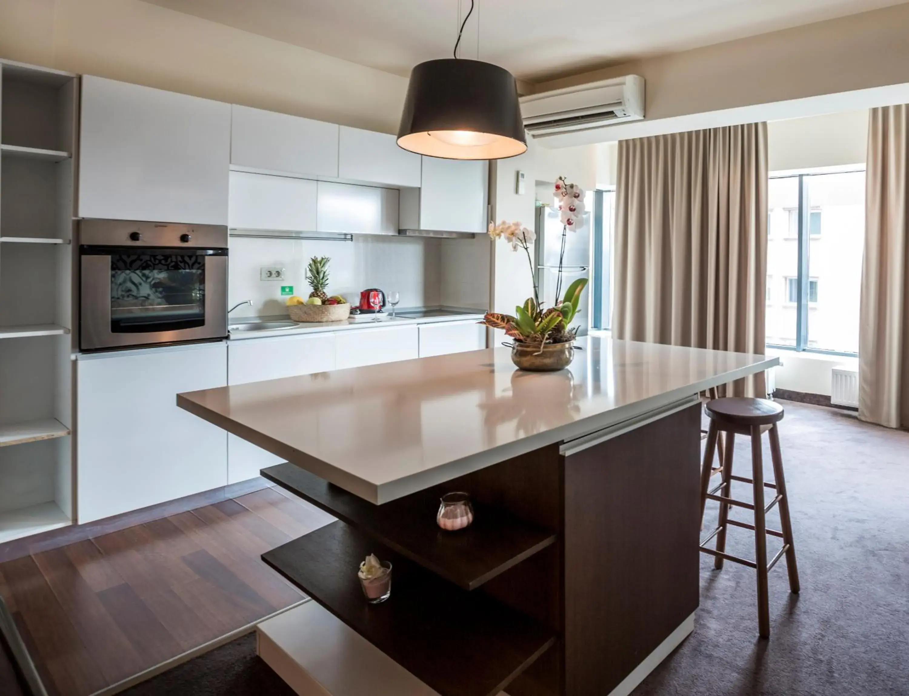 Dining area, Kitchen/Kitchenette in Orhideea Residence & Spa