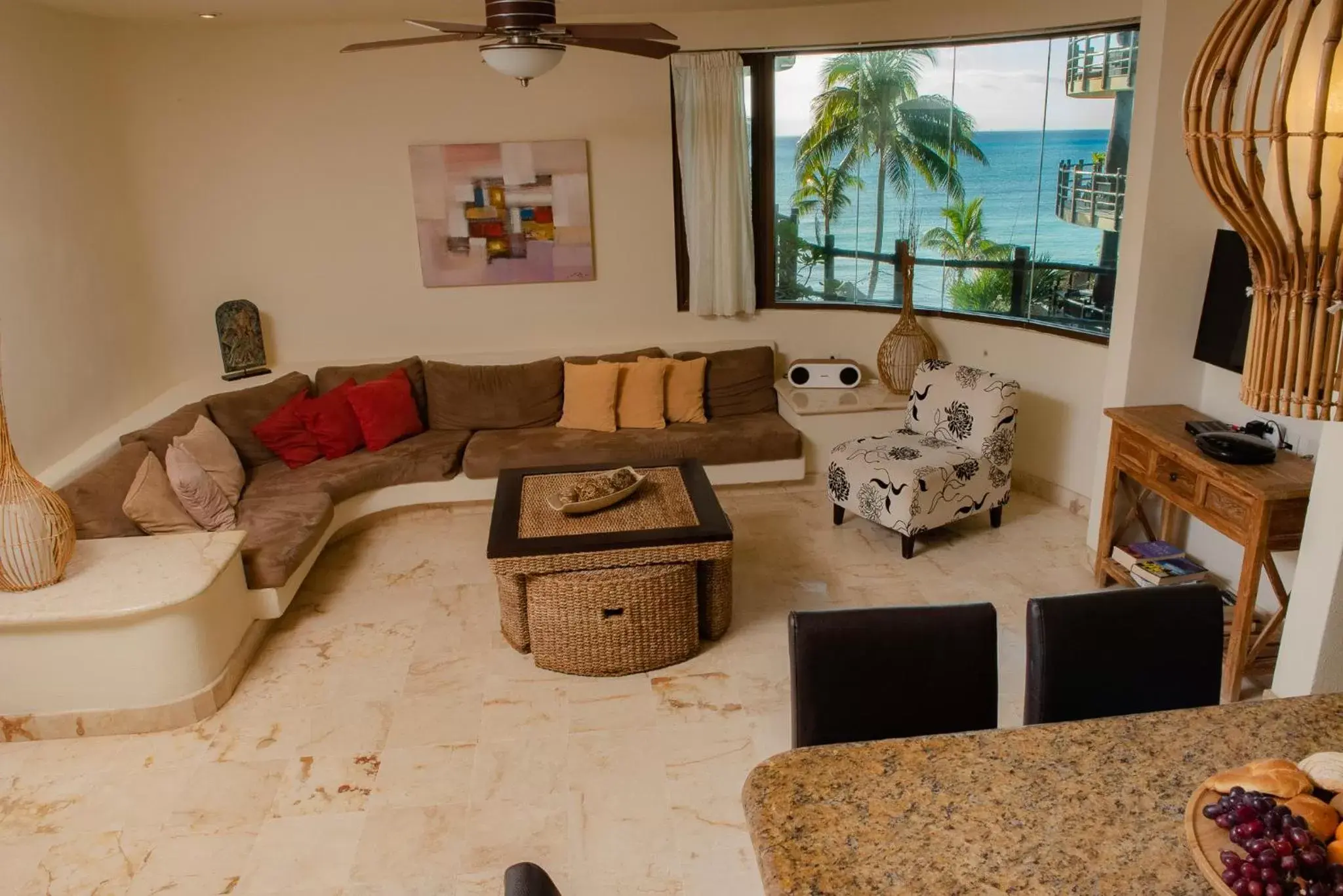 Seating Area in El Taj Oceanfront and Beachside Condo Hotel