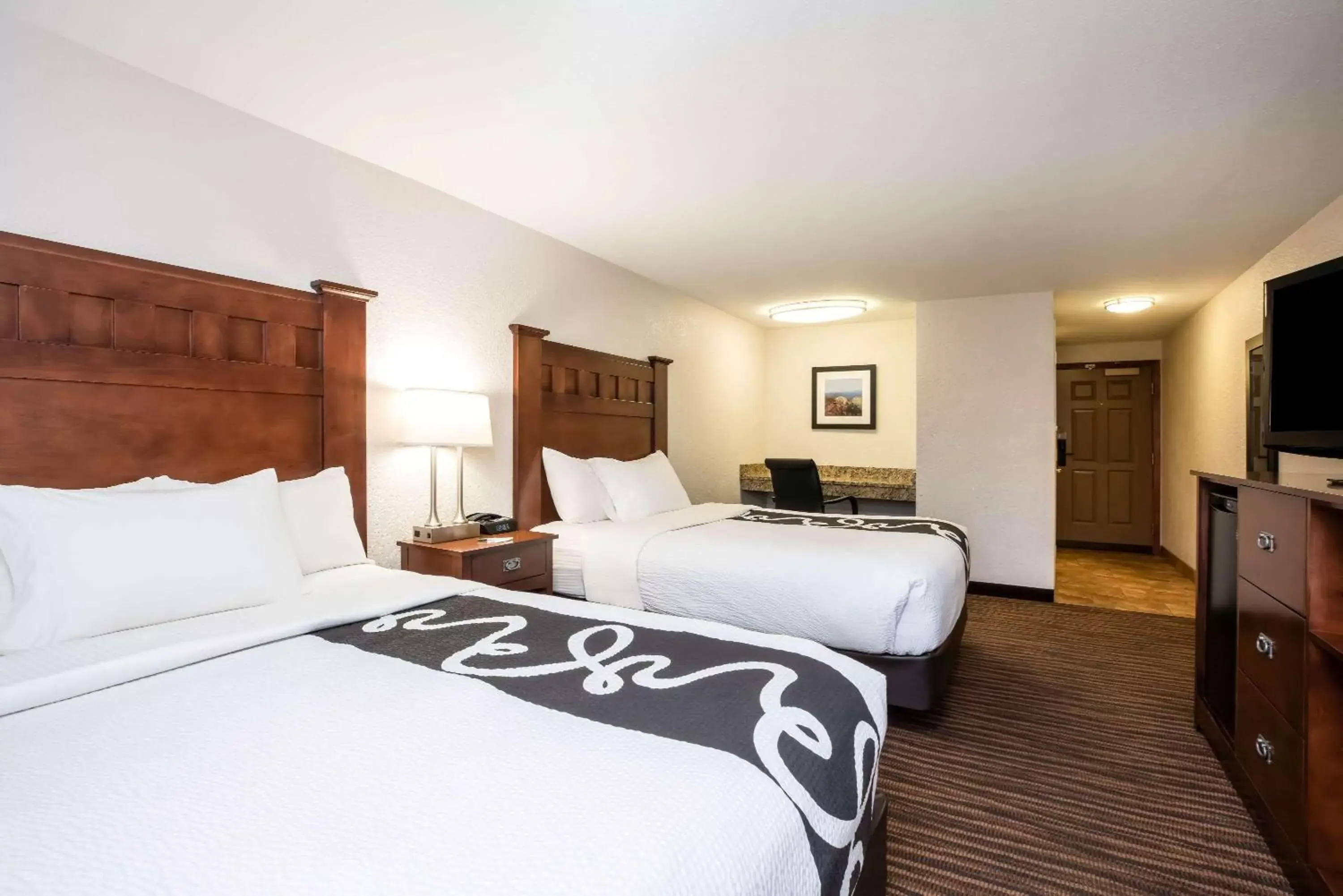 Photo of the whole room, Bed in La Quinta Inn by Wyndham Bend Photo of the whole room, Bed in La Quinta Inn by Wyndham Bend