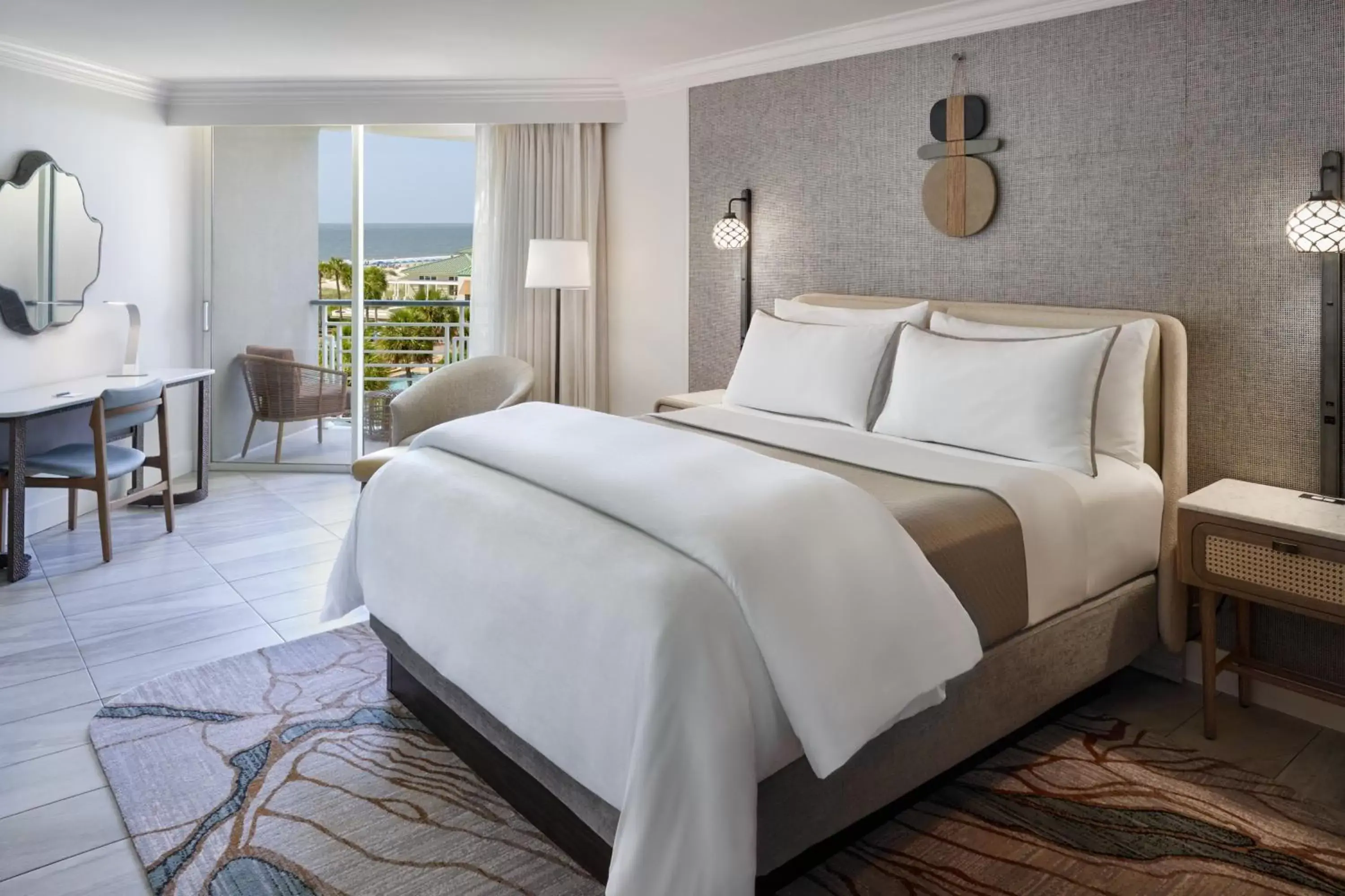 Bedroom, Bed in The Westin Hilton Head Island Resort & Spa