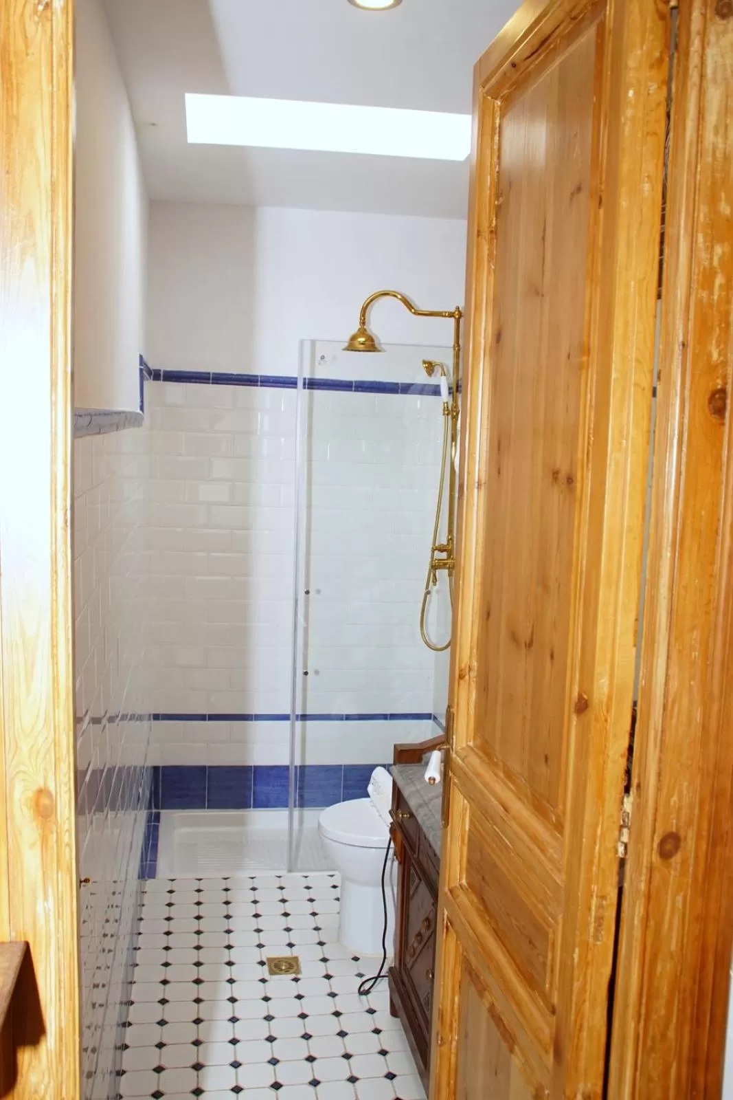 Bathroom in Sitges Royal Rooms