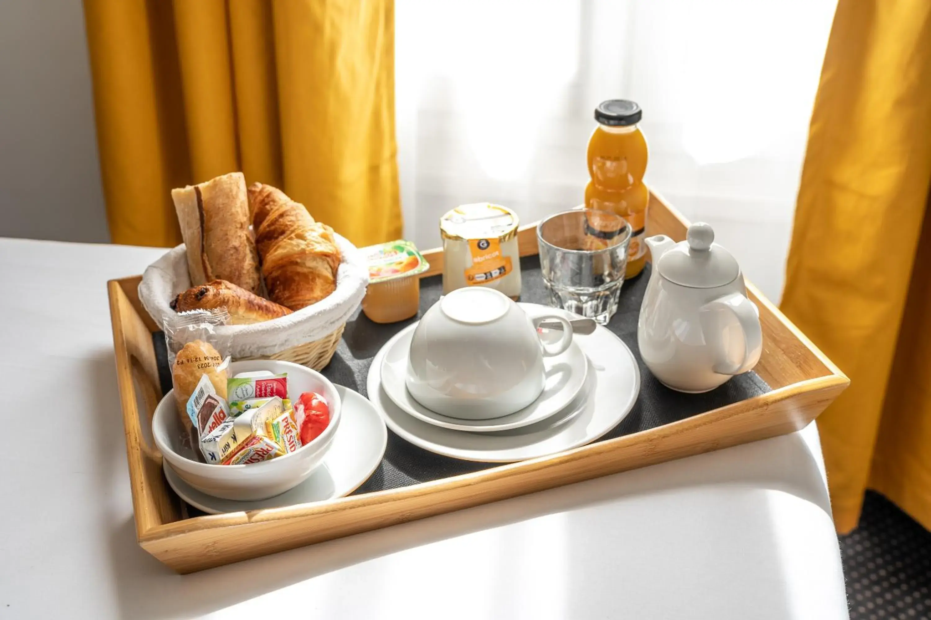 Breakfast in Hotel De Paris