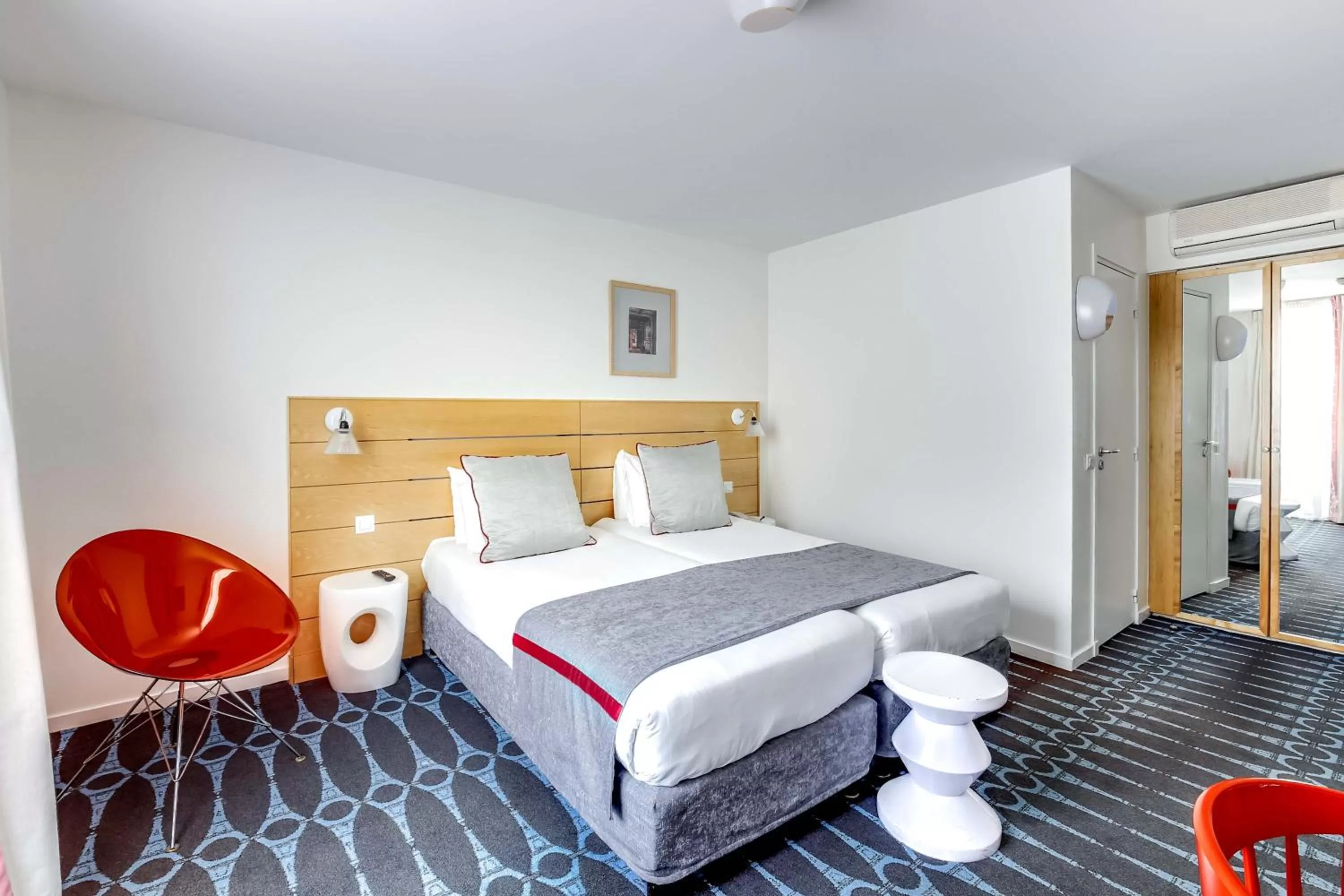 Bedroom, Bed in Hotel Lorette - Astotel