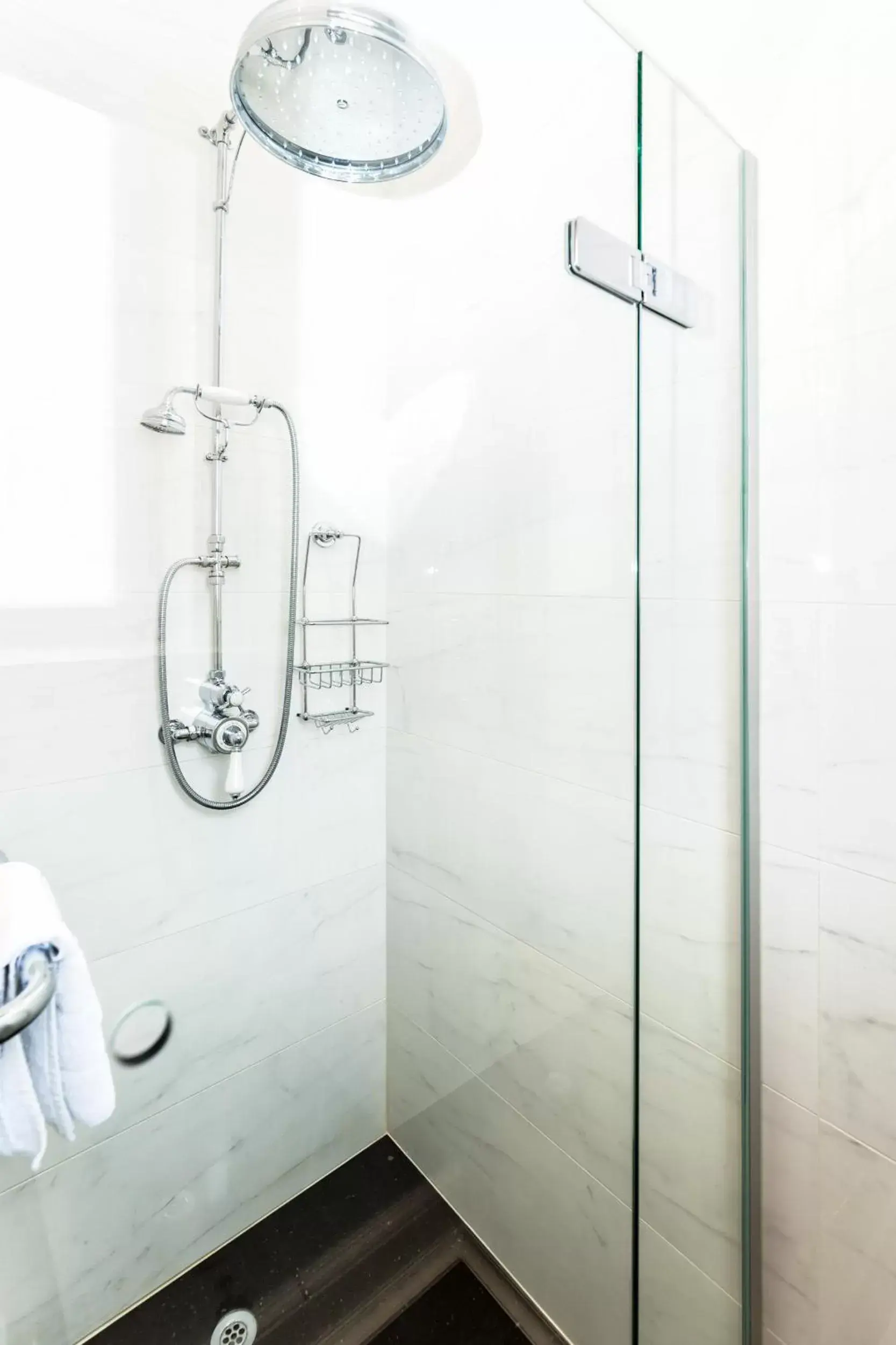 Bathroom in Boutique Hotel De Castillion - Small elegant family hotel