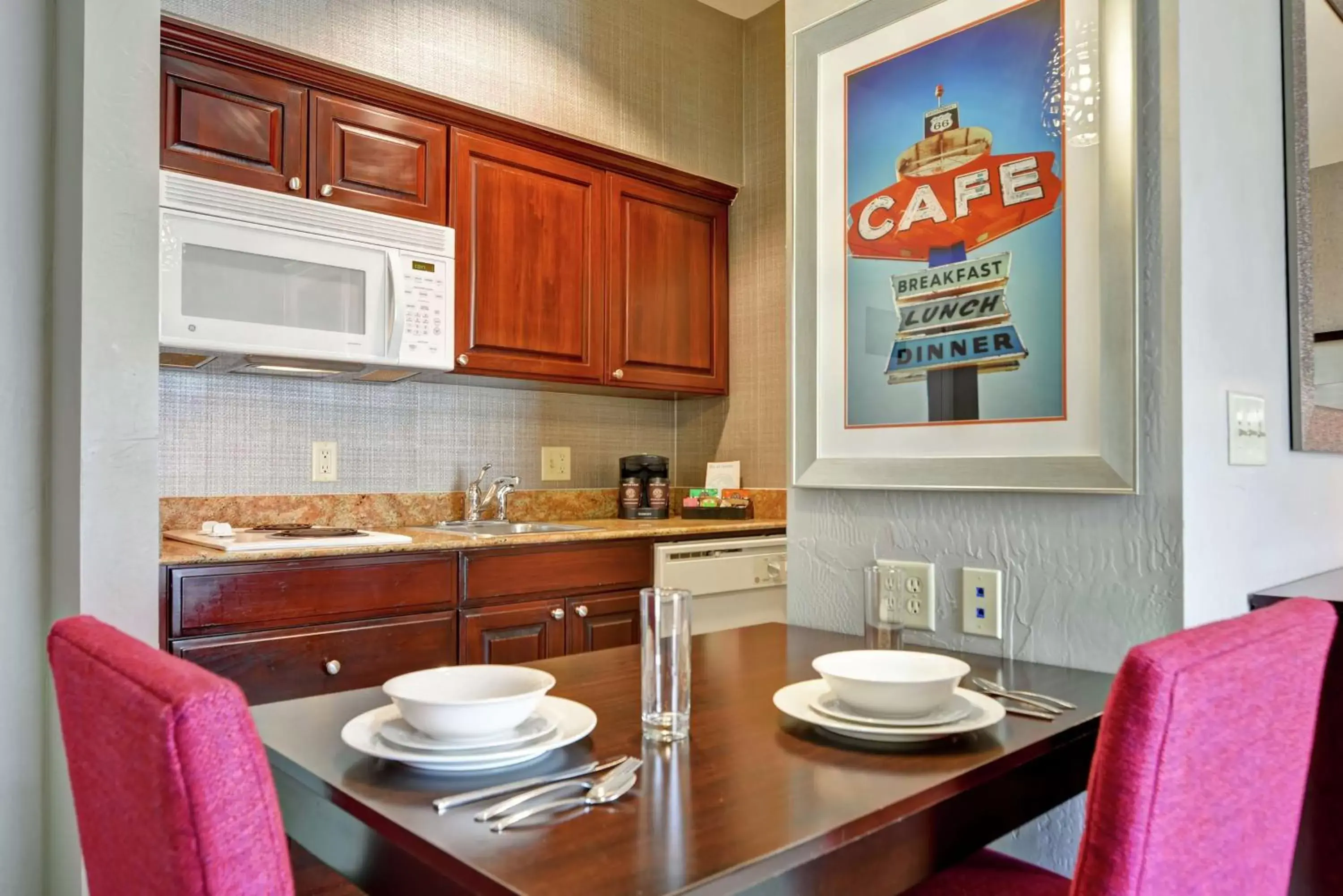 Bedroom, Kitchen/Kitchenette in Homewood Suites by Hilton Amarillo