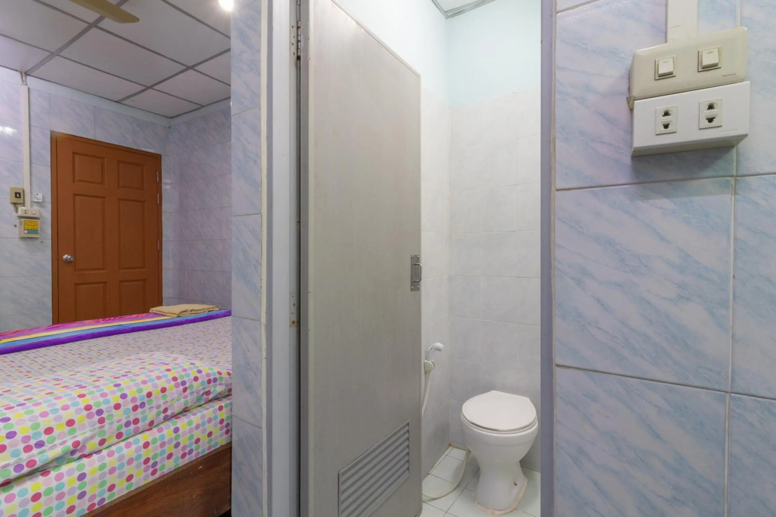 Bathroom in New Central Guesthouse