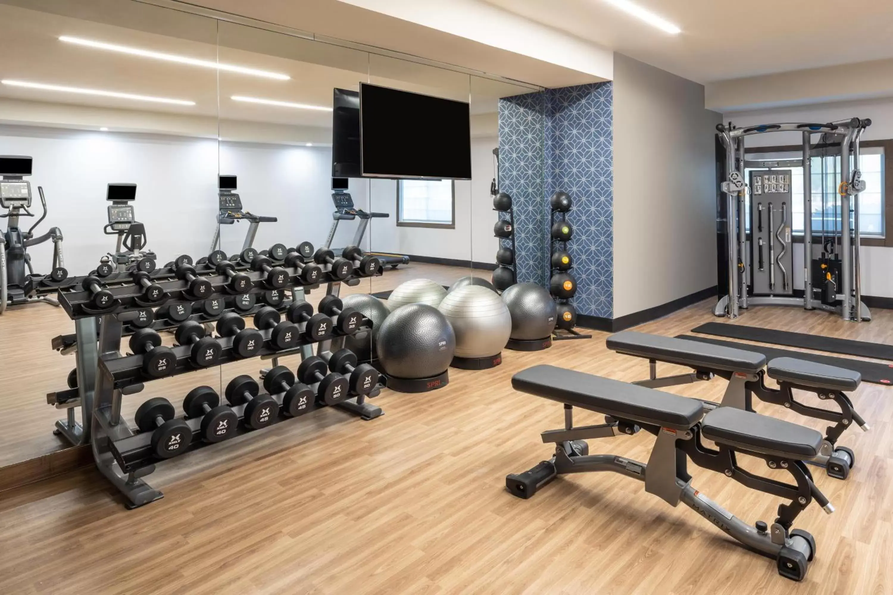 Fitness centre/facilities, Fitness Center/Facilities in Four Points by Sheraton Chicago Schaumburg