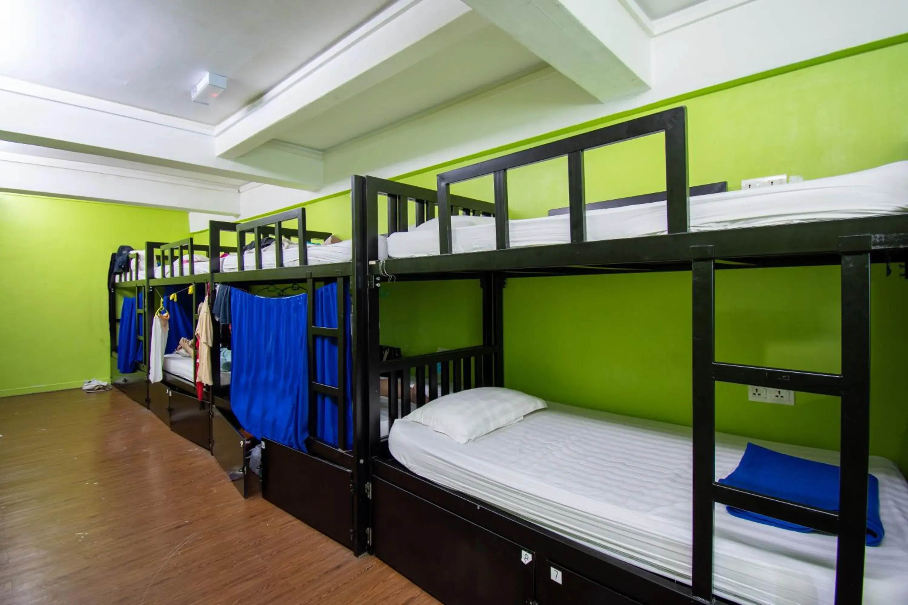 Bunk Bed in The Travel Hub Guesthouse