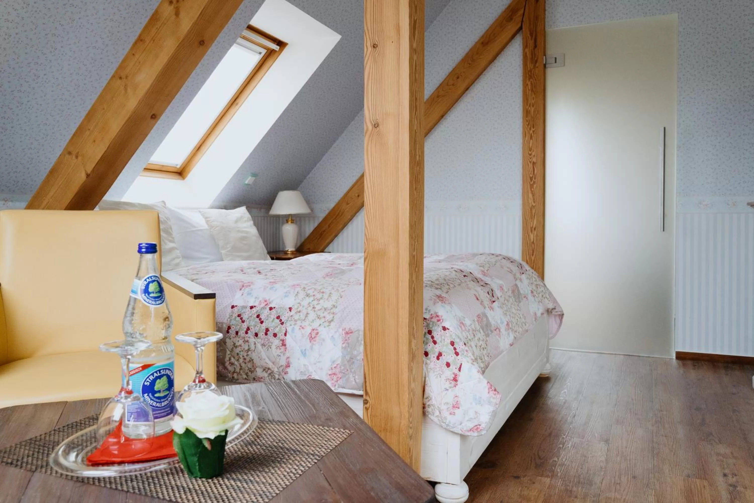 Photo of the whole room, Bed in Hotel An den Bleichen