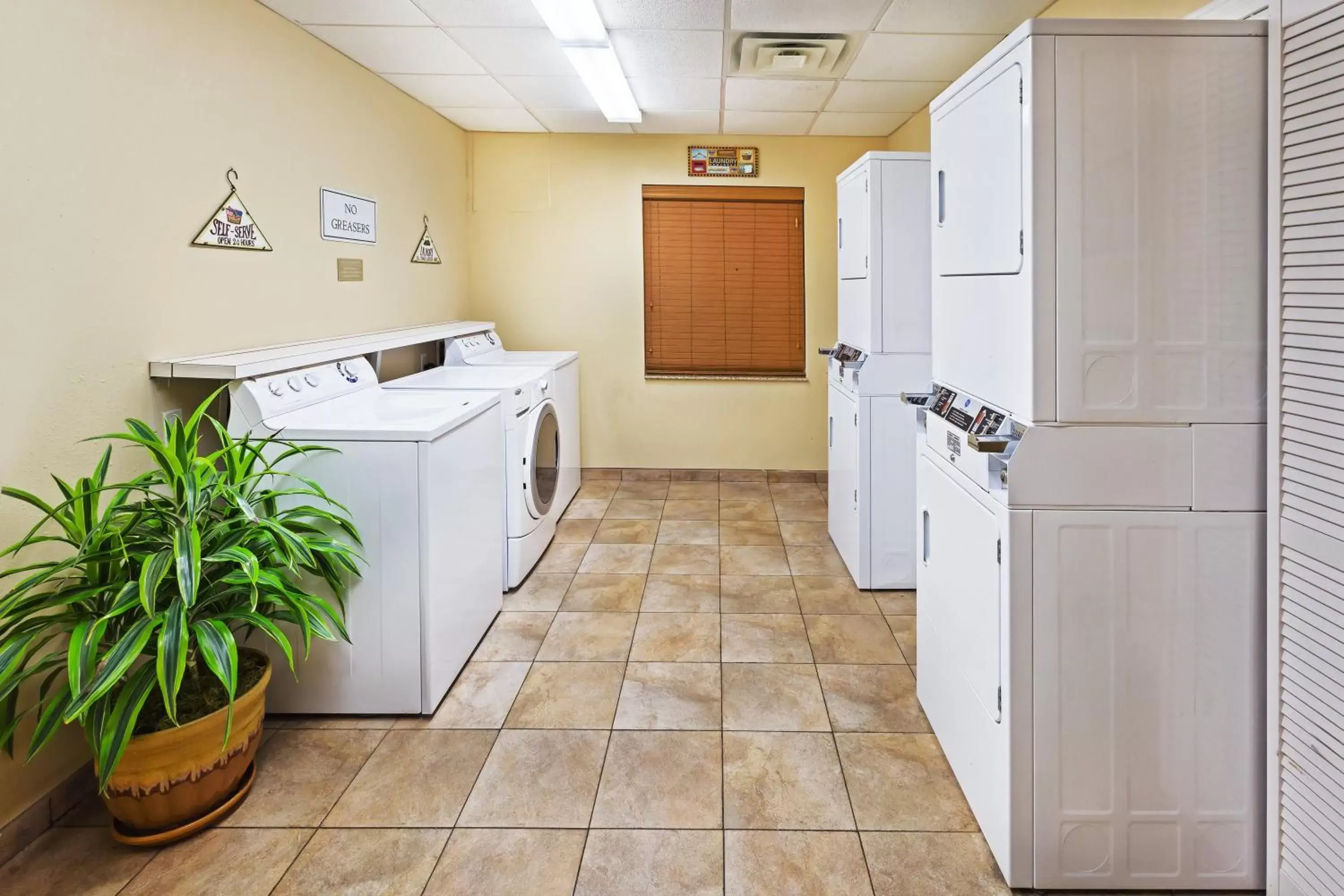 Other, Kitchen/Kitchenette in Hawthorn Suites by Wyndham Ardmore