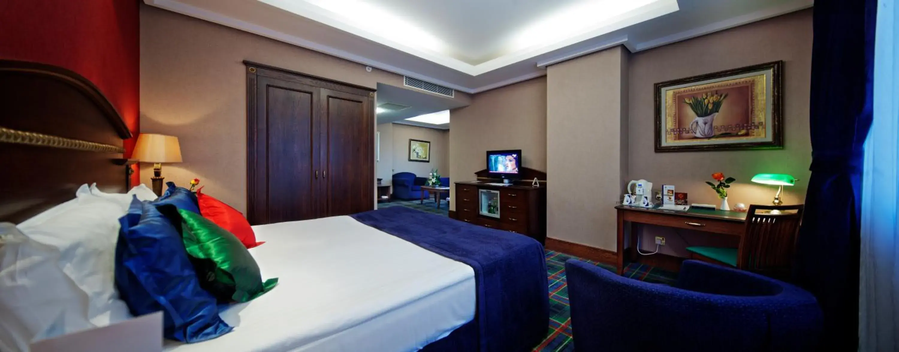 Bed, Room Photo in Merit Lefkosa Hotel & Casino