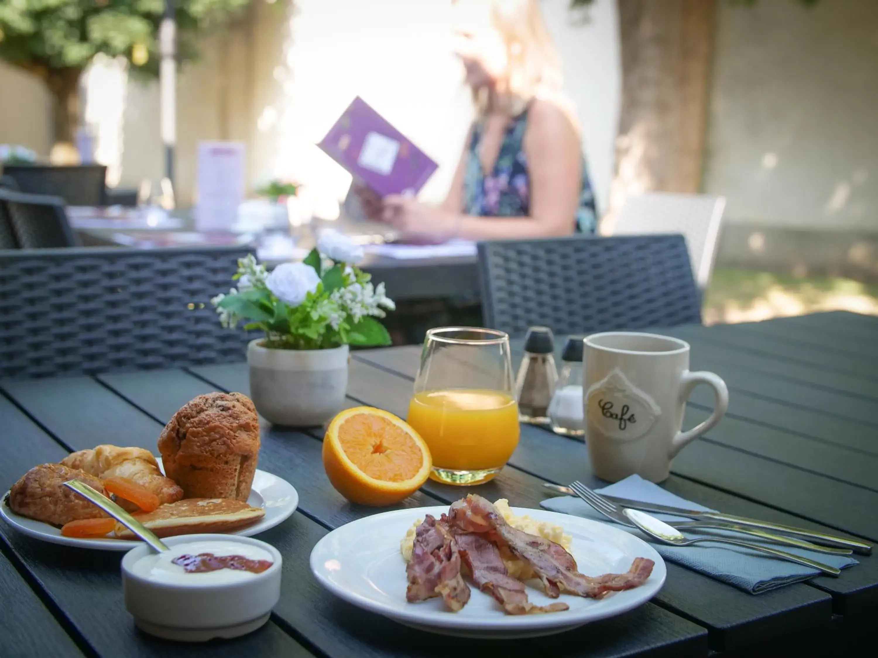 Buffet breakfast, Breakfast in Hôtel Inn Design Resto Novo Langres