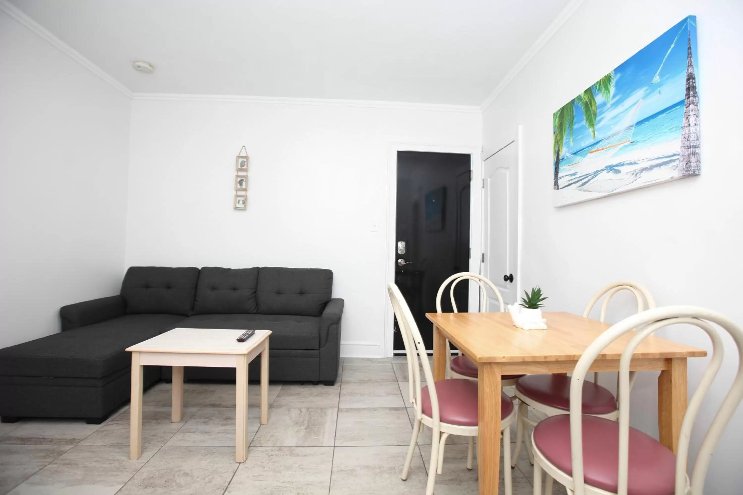 Living room, Seating Area in Garfield Beach House