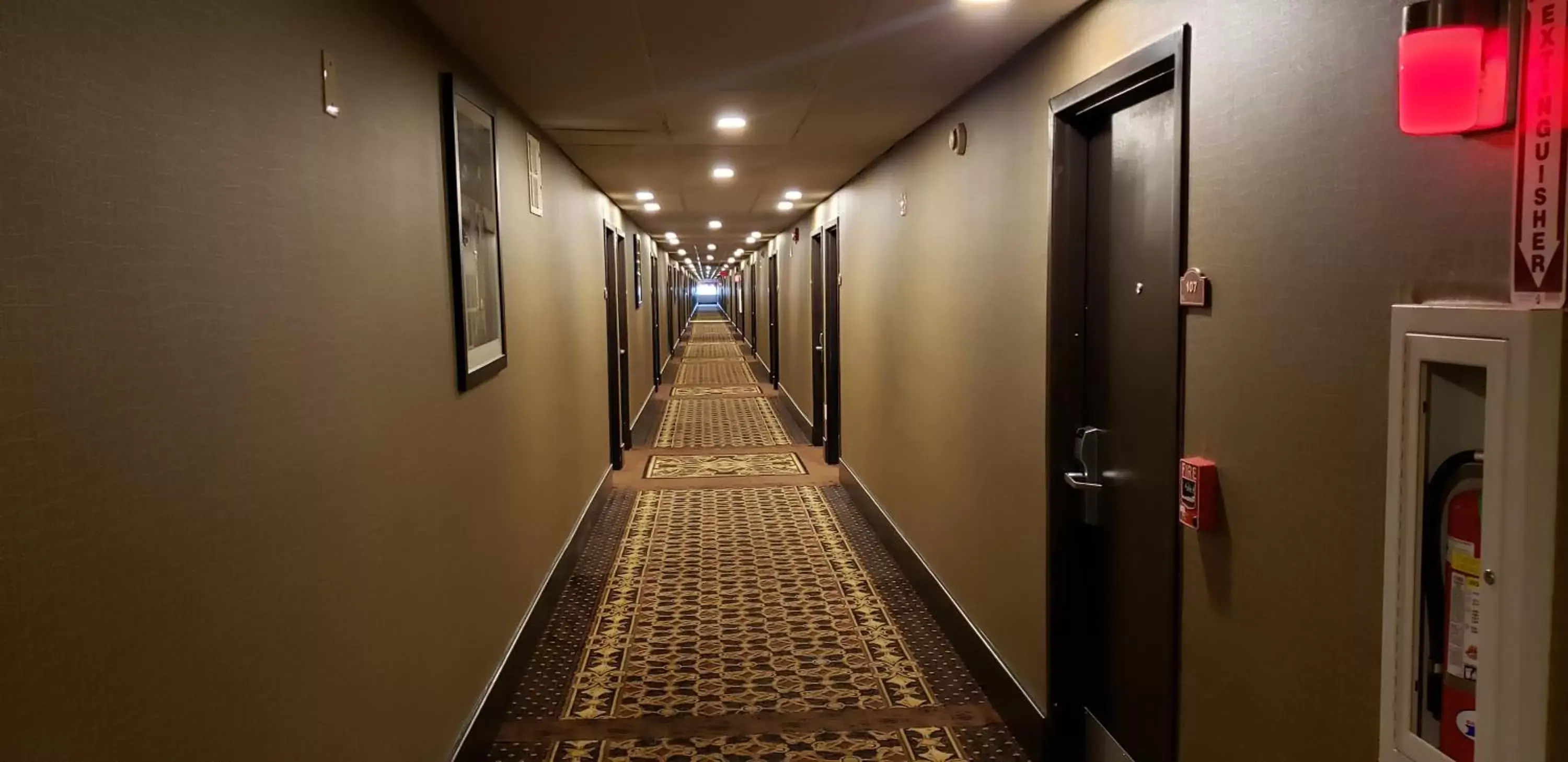 Floor plan in Best Western Plus Philadelphia Bensalem Hotel