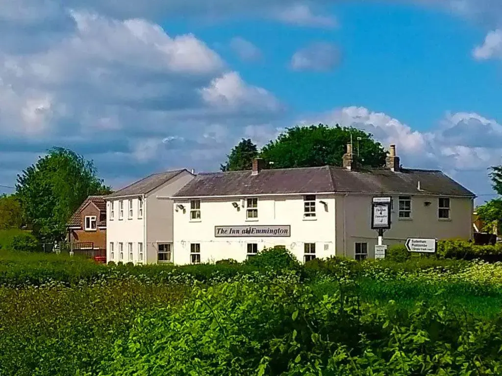 Facade/entrance, Property Building in The Inn at Emmington