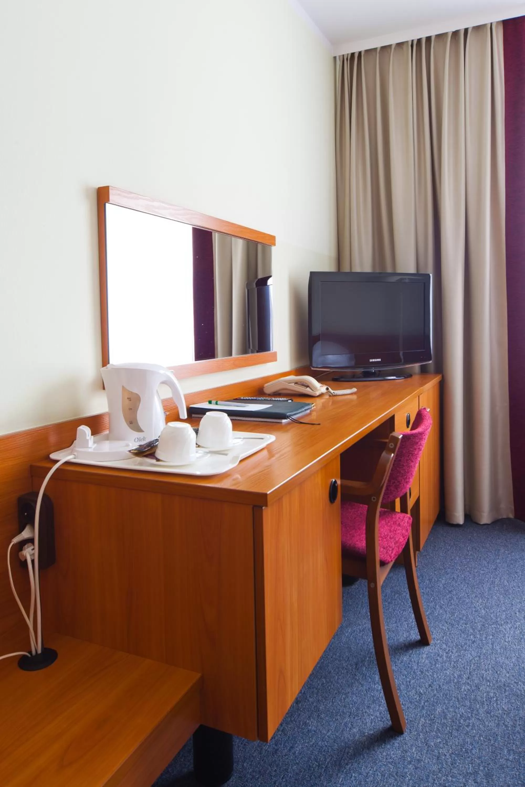 TV and multimedia in Hotel IOR