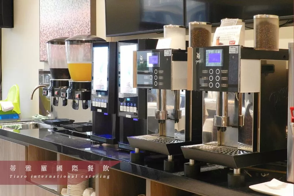 Drinks in Darlon Hotel