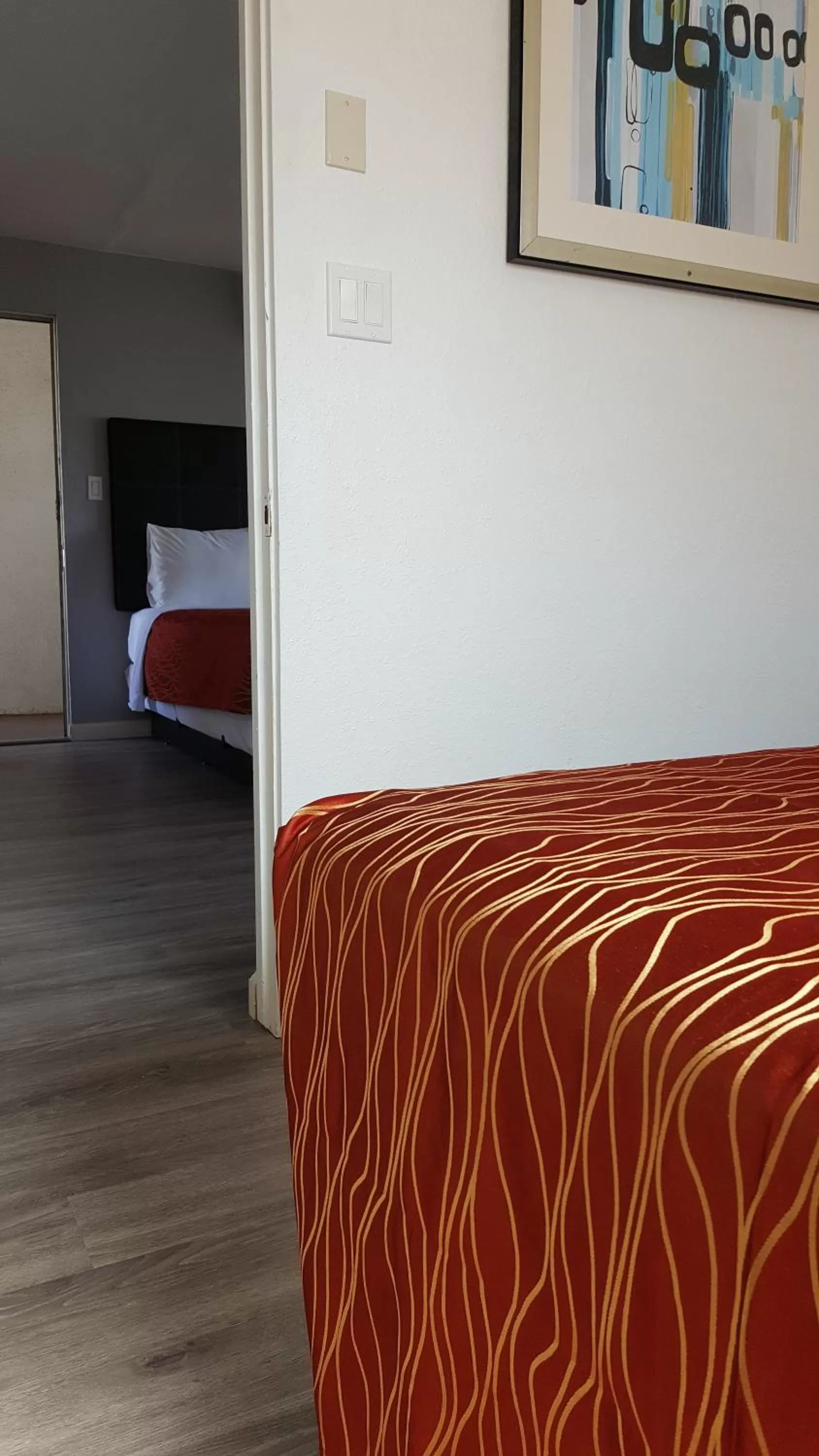 Bedroom, Bed in Guest Harbor Inn- Port Of Los Angeles San Pedro