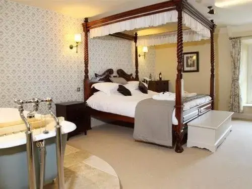 Superior Double Room in The George Inn