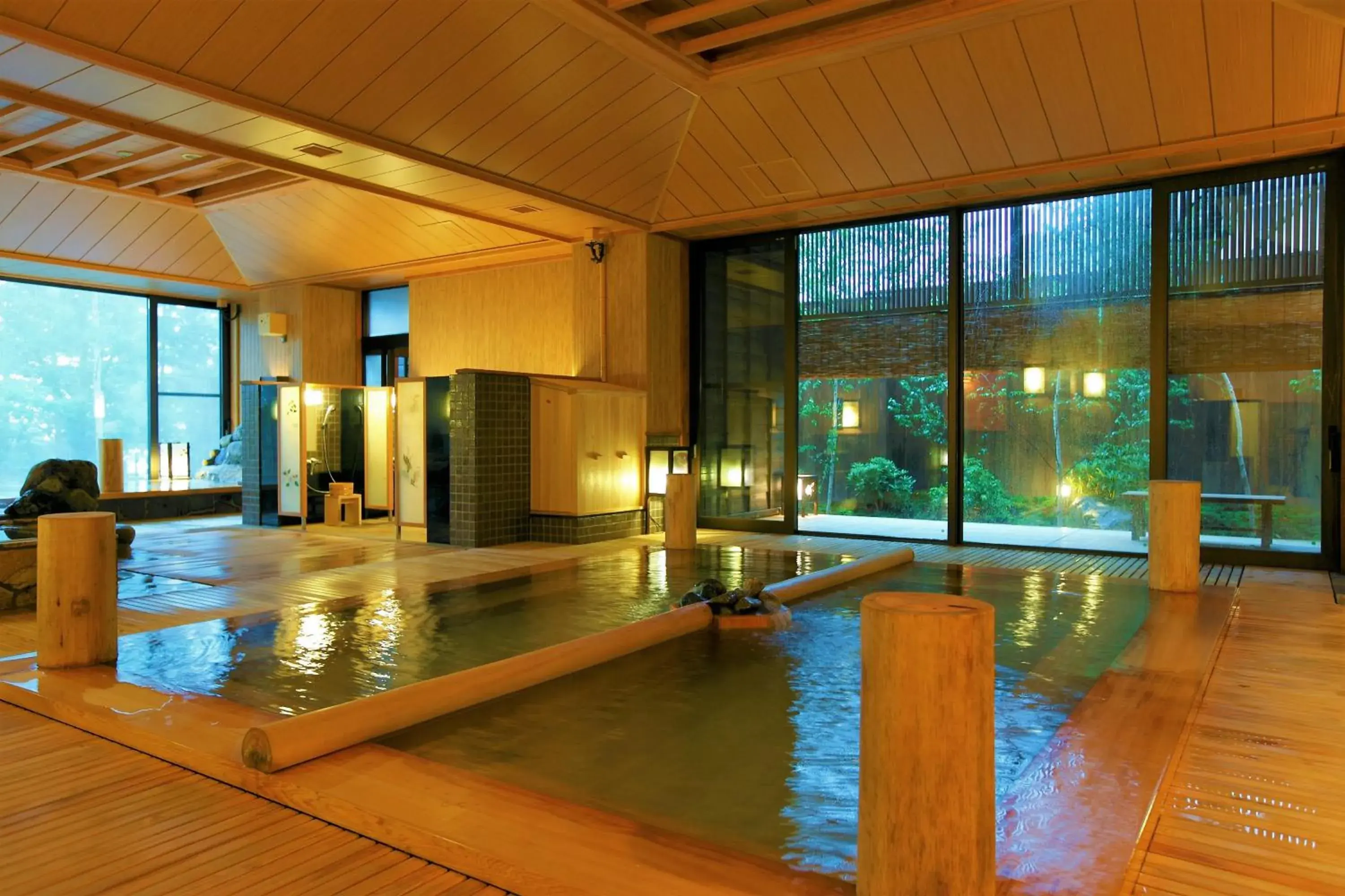 Public Bath in Tokinoniwa Hotel