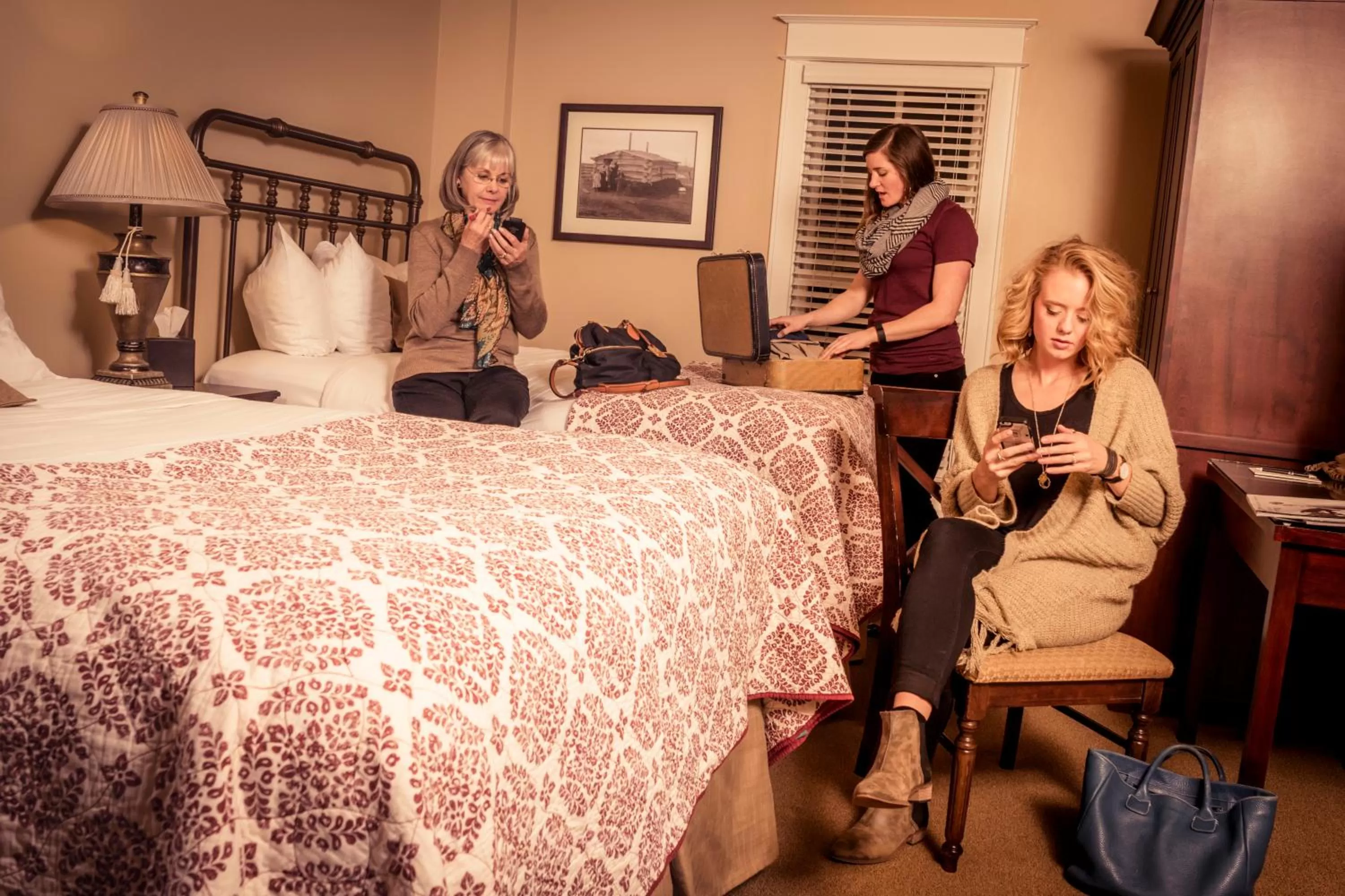 Bedroom in The Sacajawea Hotel